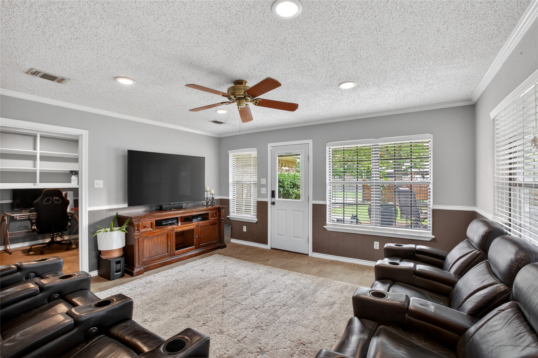 1405 Casa Linda Street Ennis TX 75119