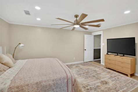 1405 Casa Linda Street Ennis TX 75119