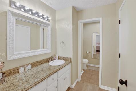 1405 Casa Linda Street Ennis TX 75119