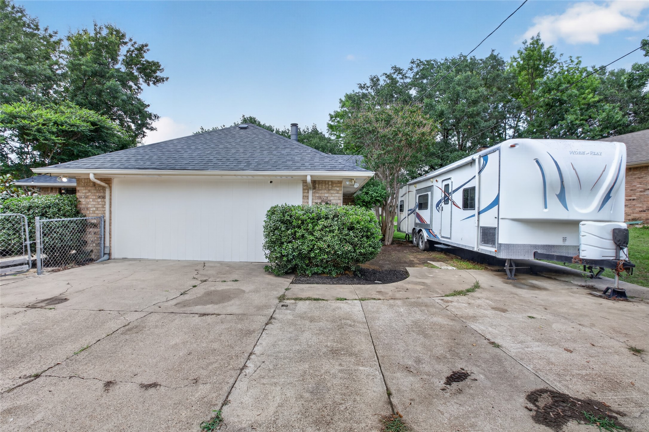 1405 Casa Linda Street Ennis TX 75119