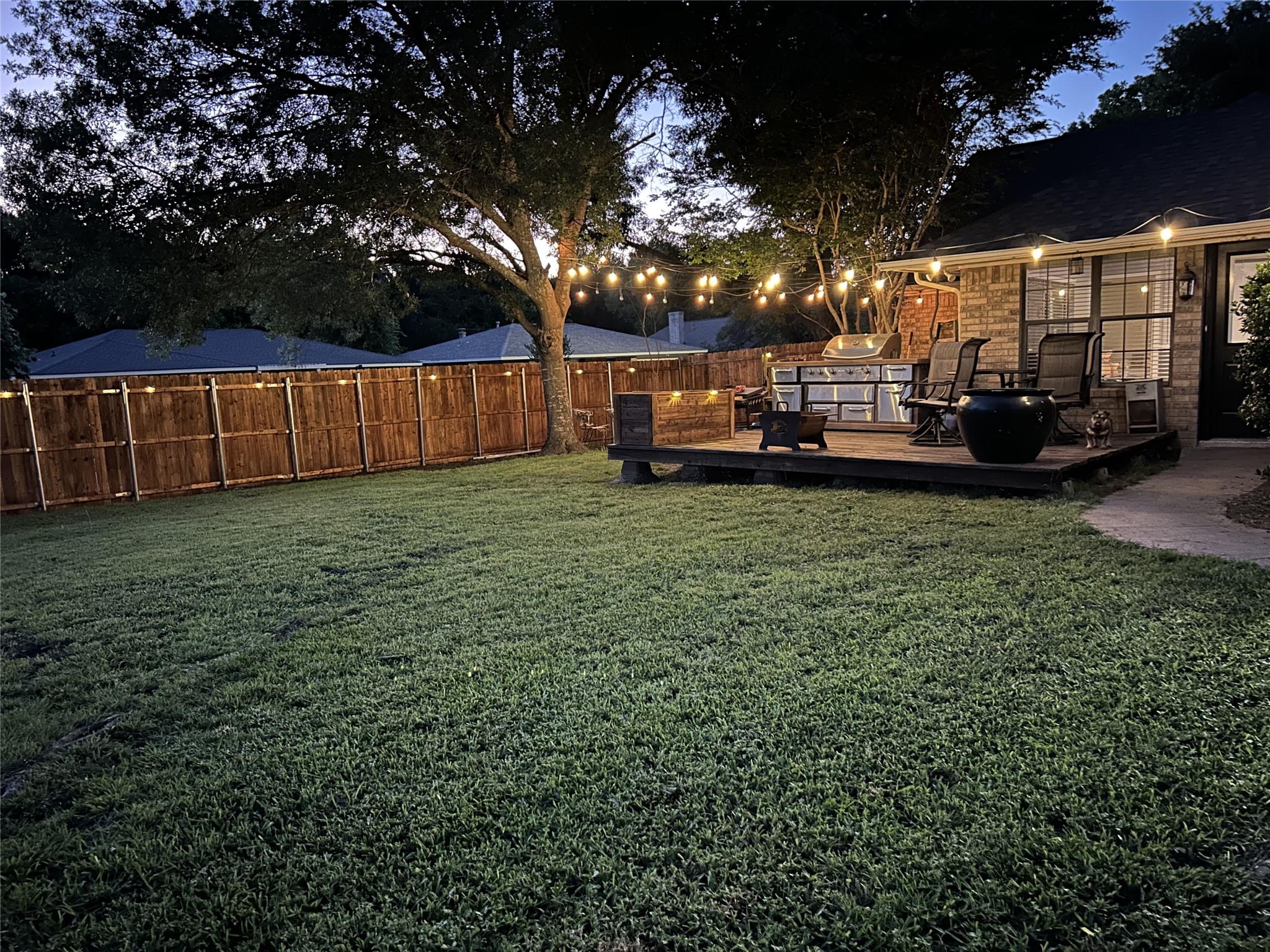 1405 Casa Linda Street Ennis TX 75119