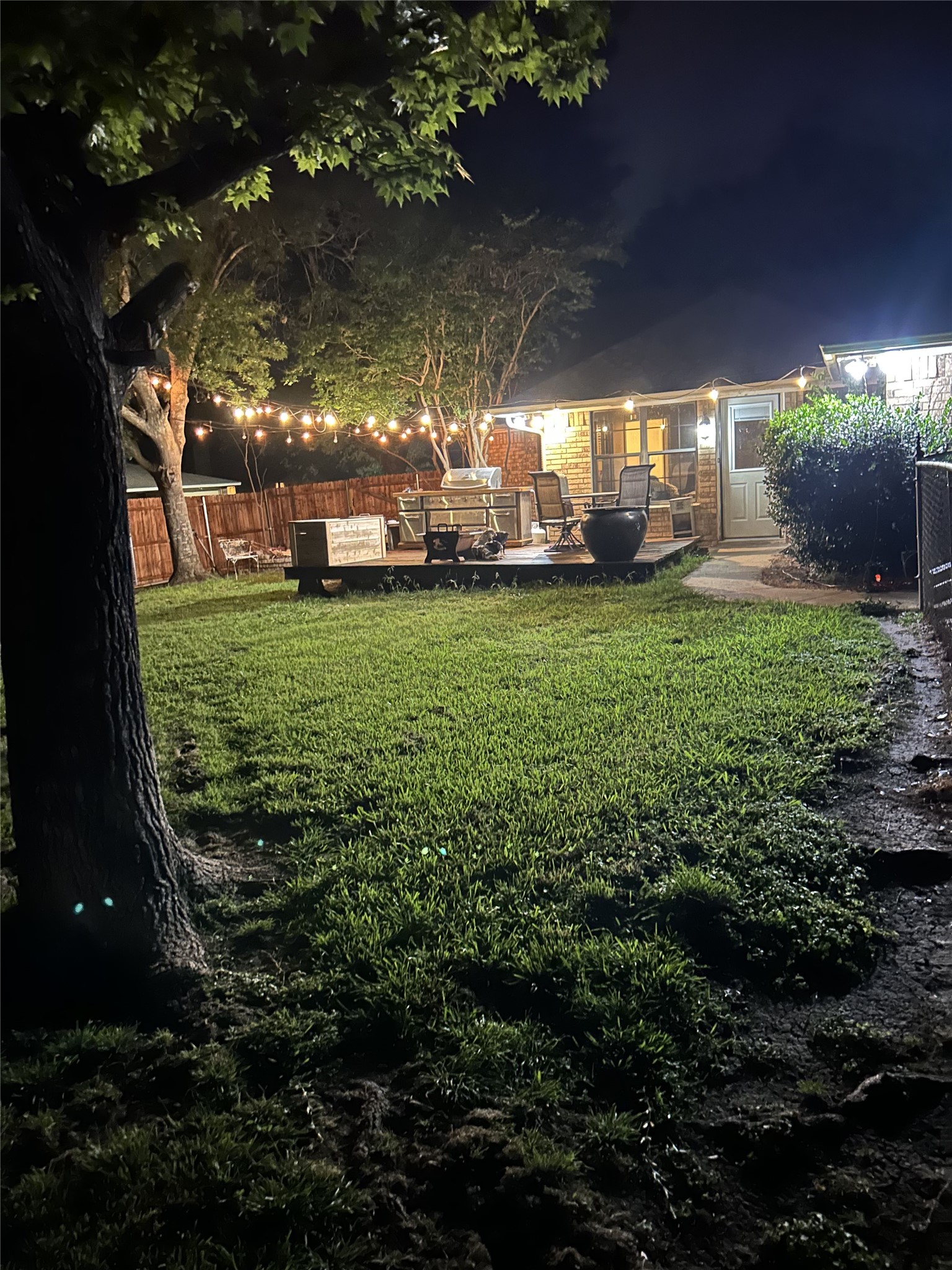 1405 Casa Linda Street Ennis TX 75119