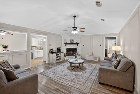 1405 Casa Linda Street Ennis TX 75119