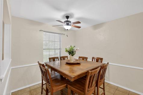 1405 Casa Linda Street Ennis TX 75119