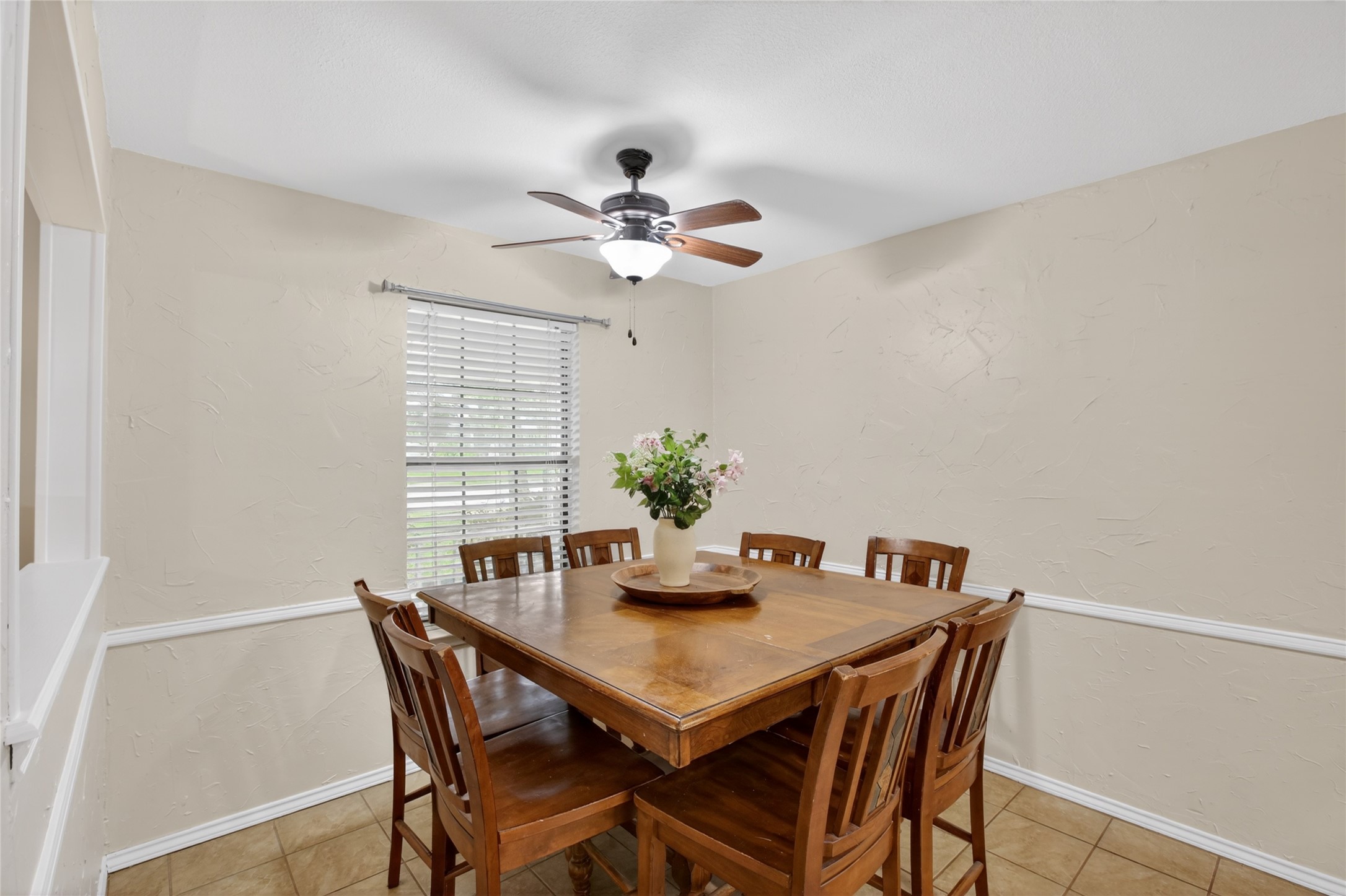 1405 Casa Linda Street Ennis TX 75119