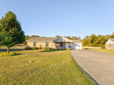 4414 Bobbie Ann Drive Granbury TX 76049