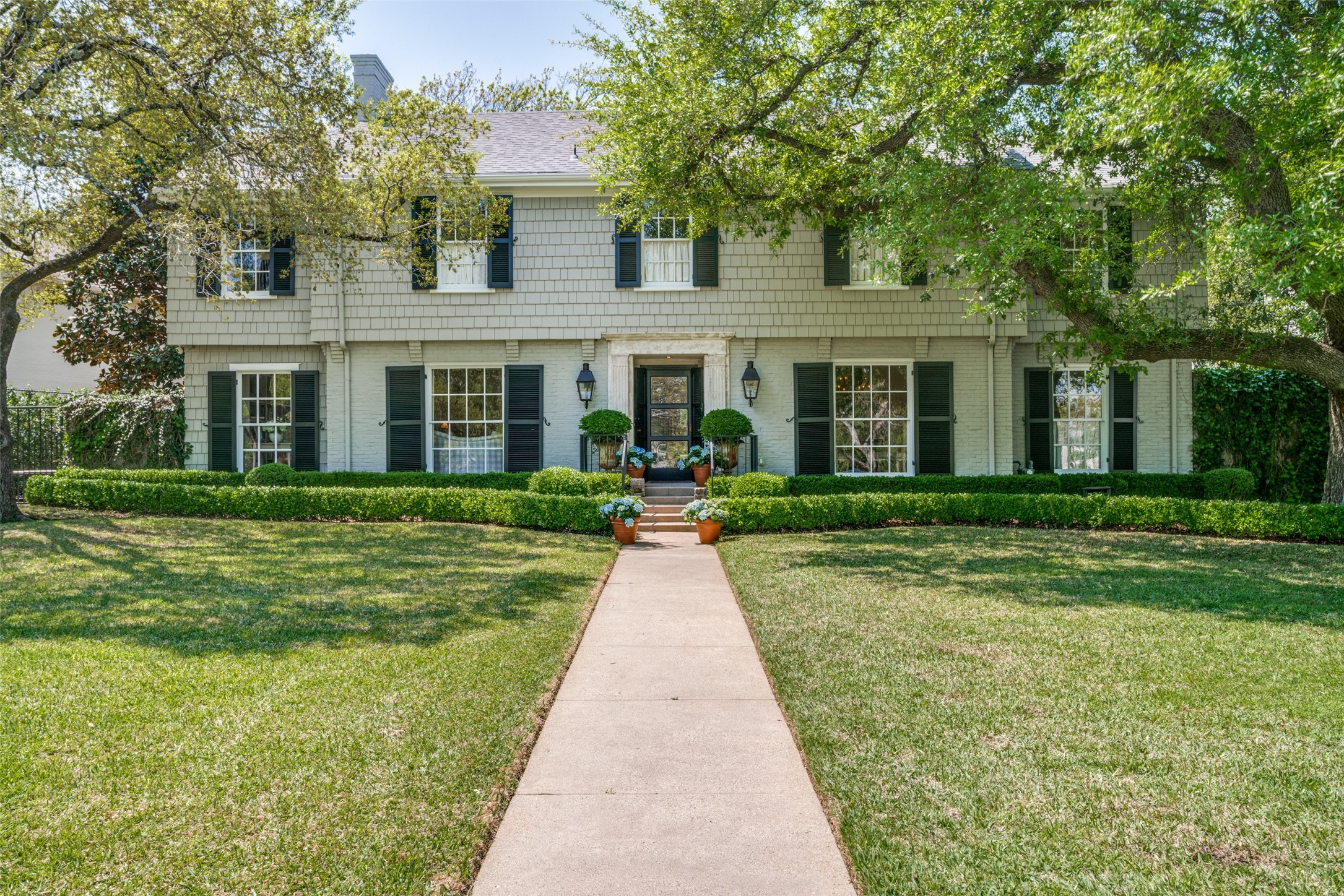 5430 Surrey Circle Dallas TX 75209