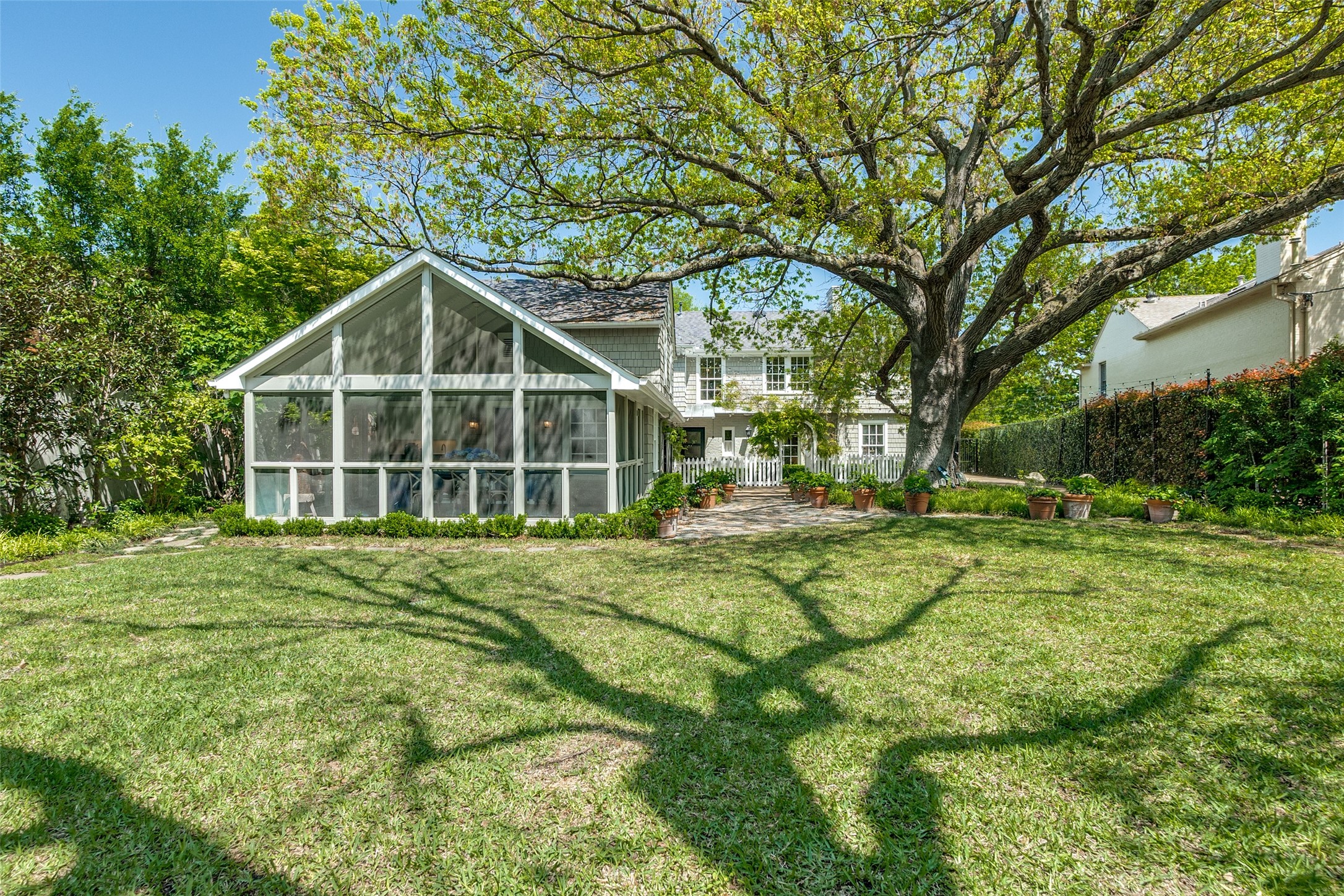 5430 Surrey Circle Dallas TX 75209