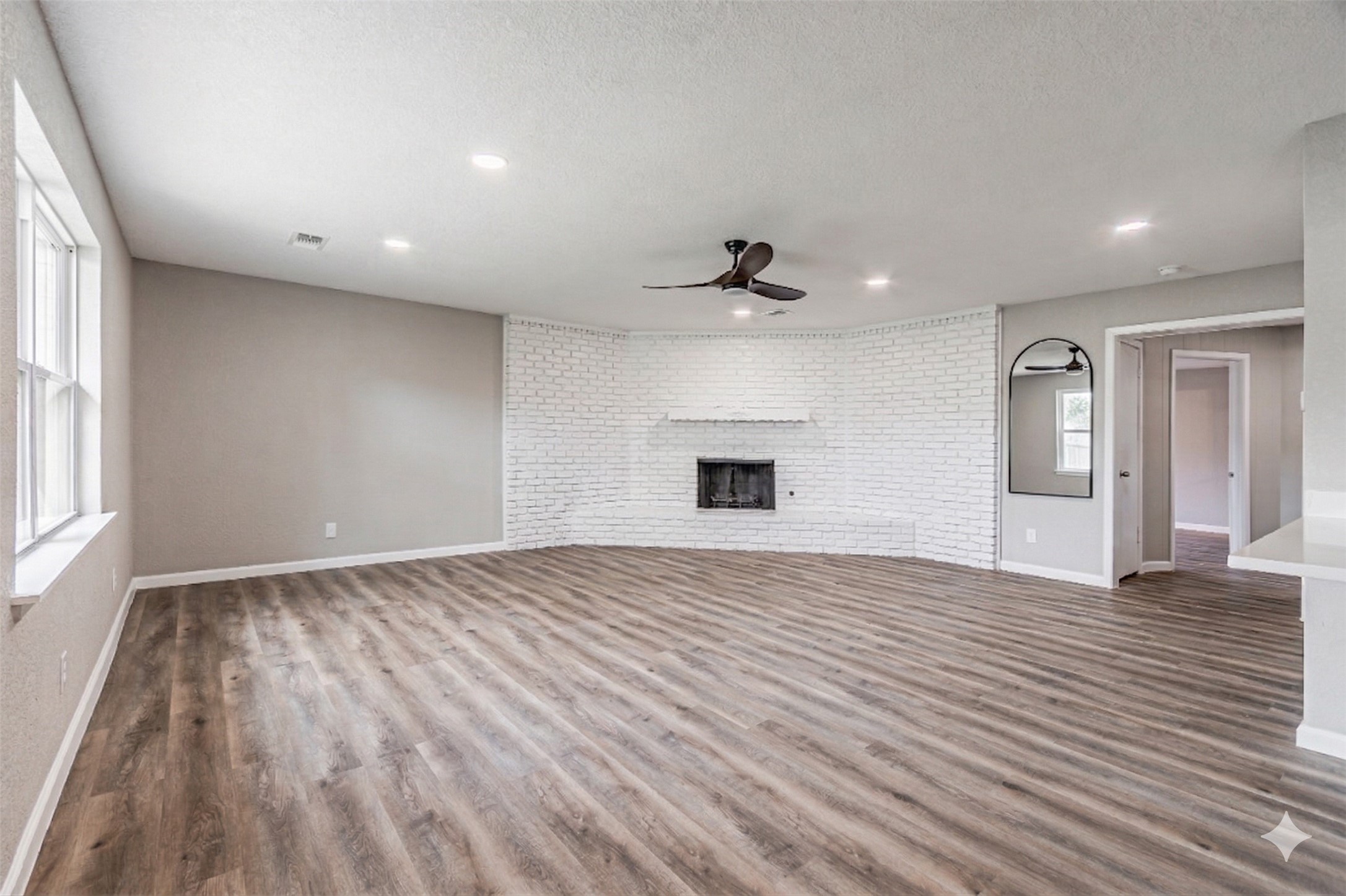 1160 Harrison Lane Hurst TX 76053