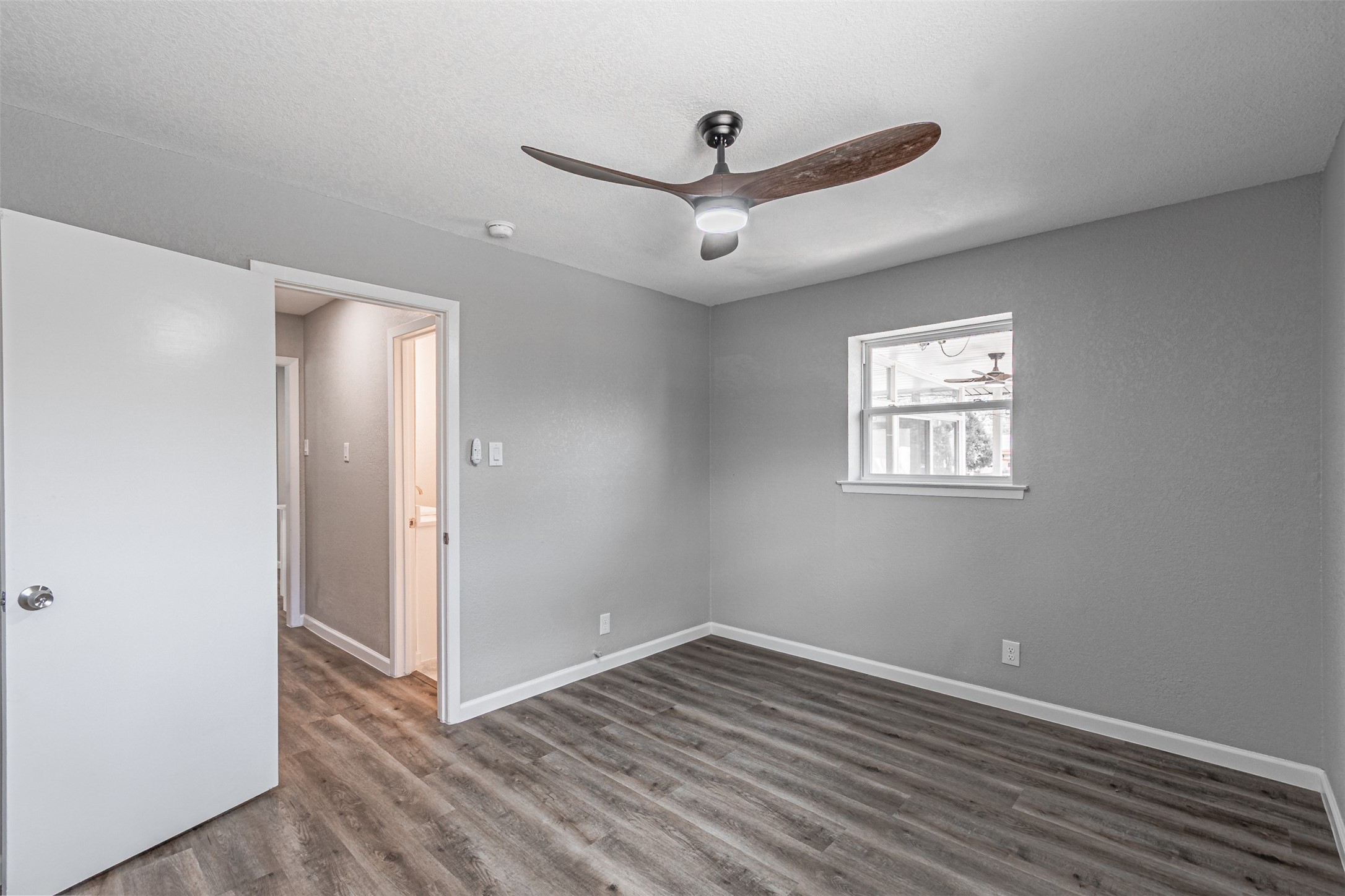 1160 Harrison Lane Hurst TX 76053