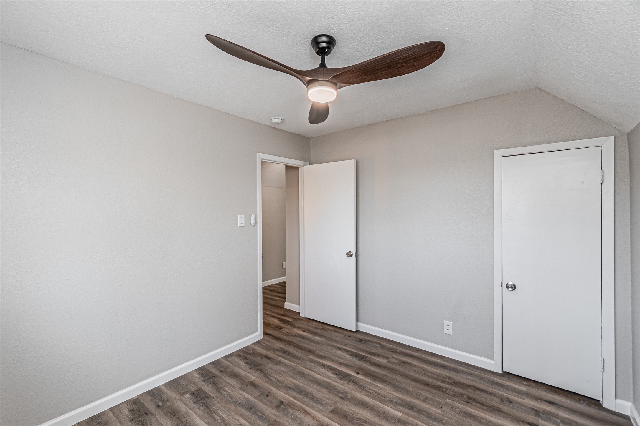 1160 Harrison Lane Hurst TX 76053