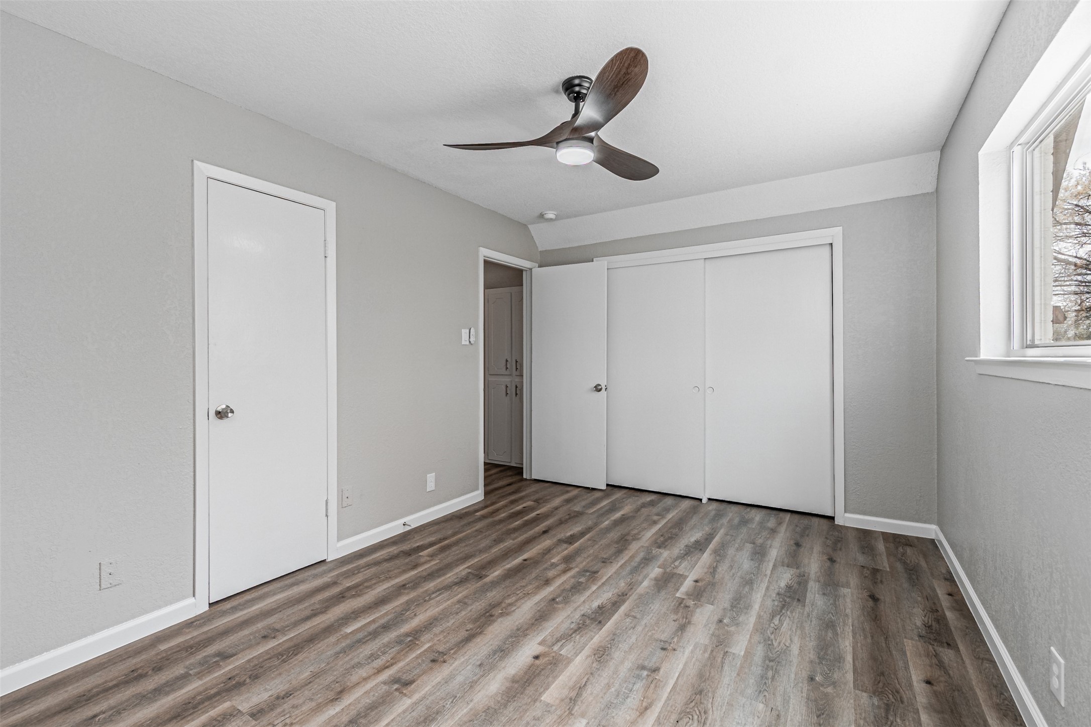 1160 Harrison Lane Hurst TX 76053