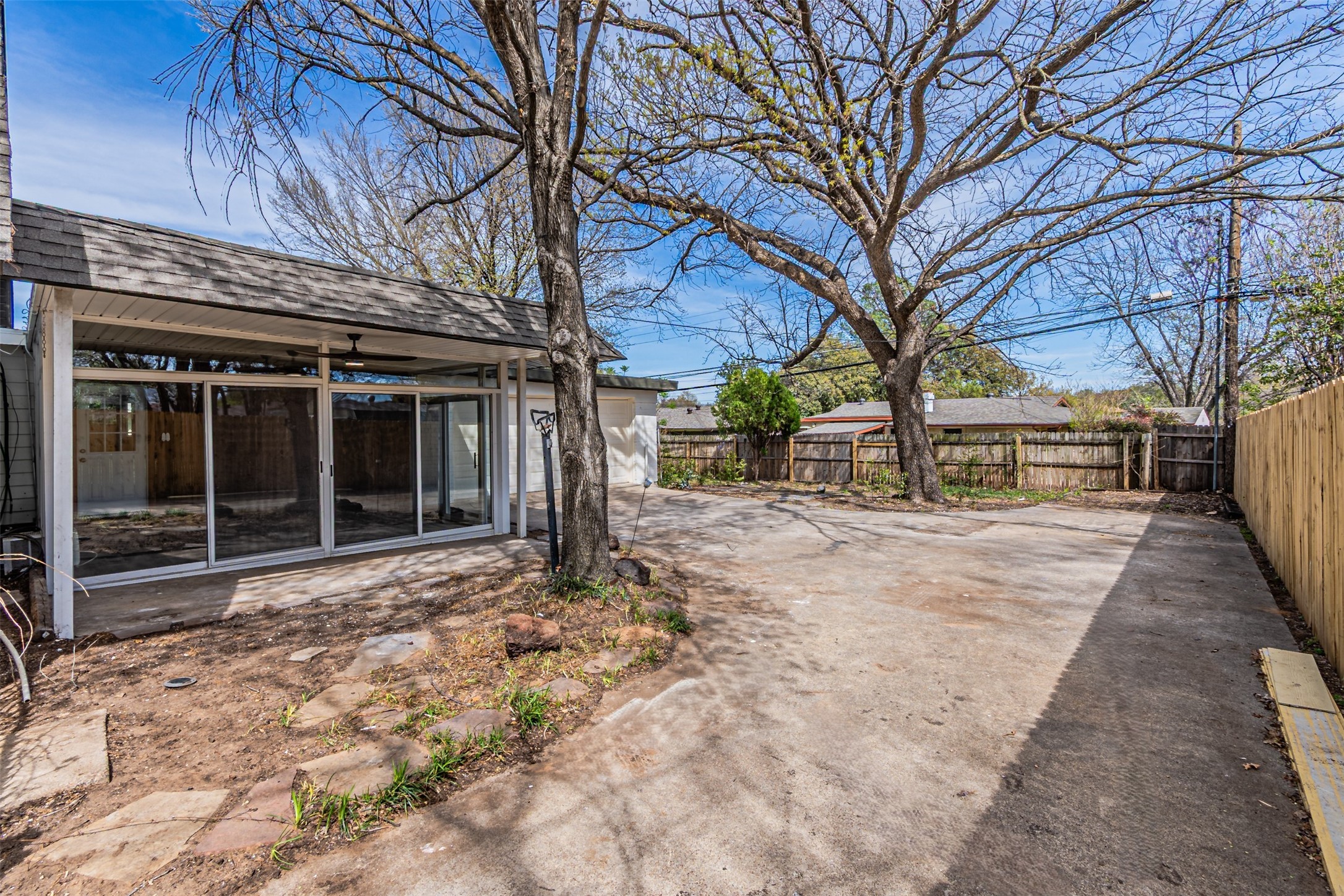 1160 Harrison Lane Hurst TX 76053