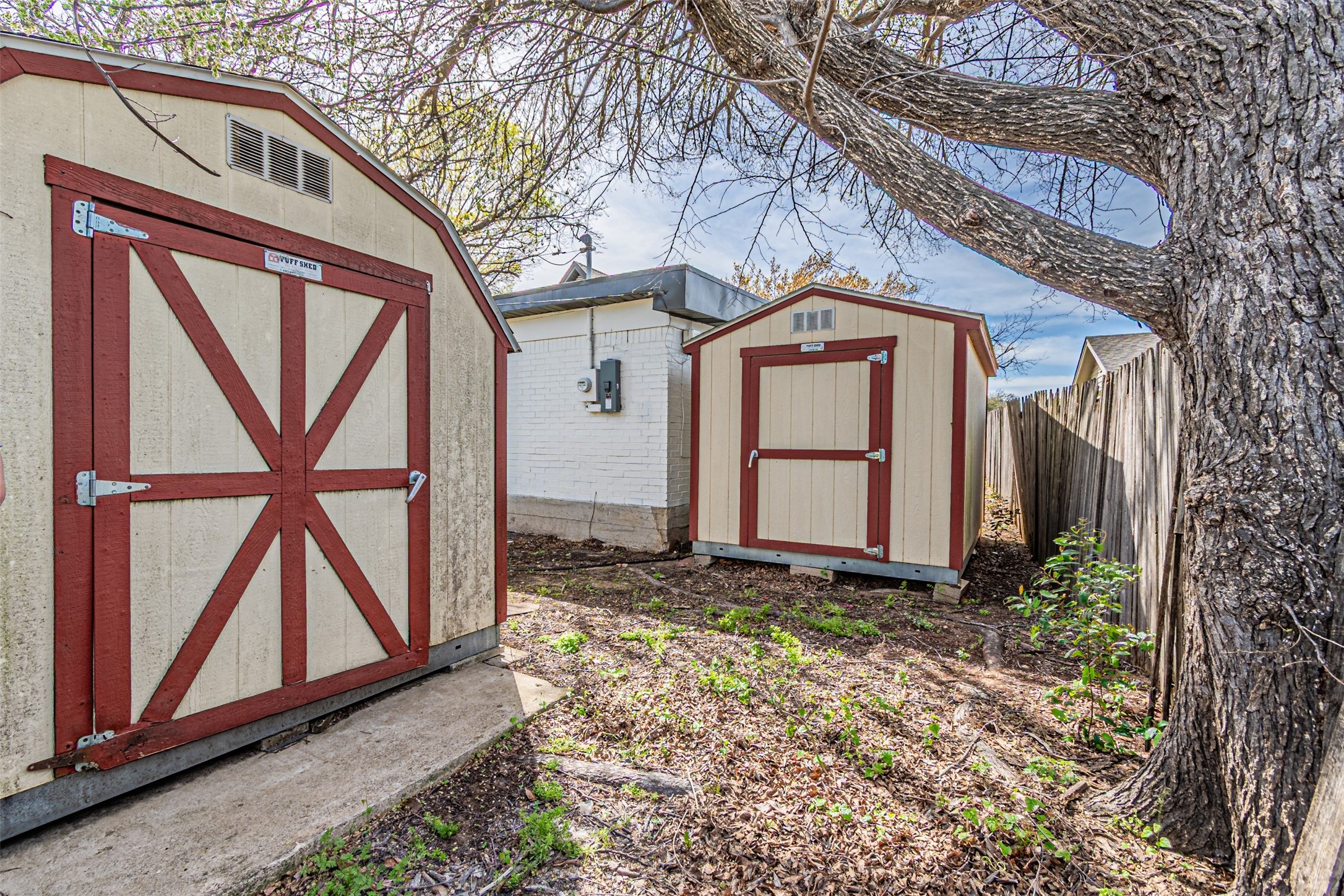 1160 Harrison Lane Hurst TX 76053