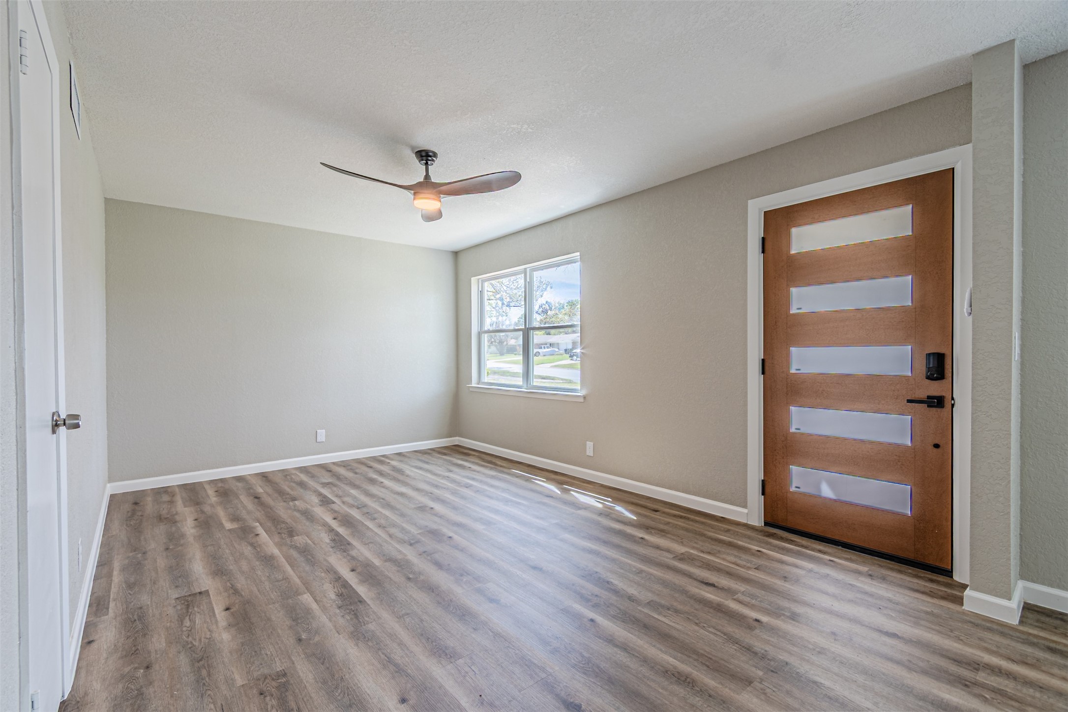 1160 Harrison Lane Hurst TX 76053