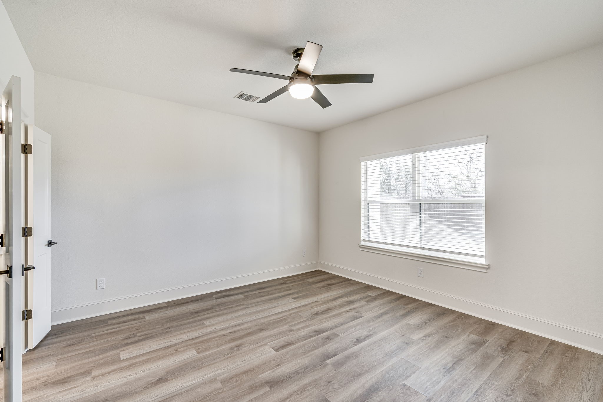 312 Woodside Trail Waxahachie TX 75165