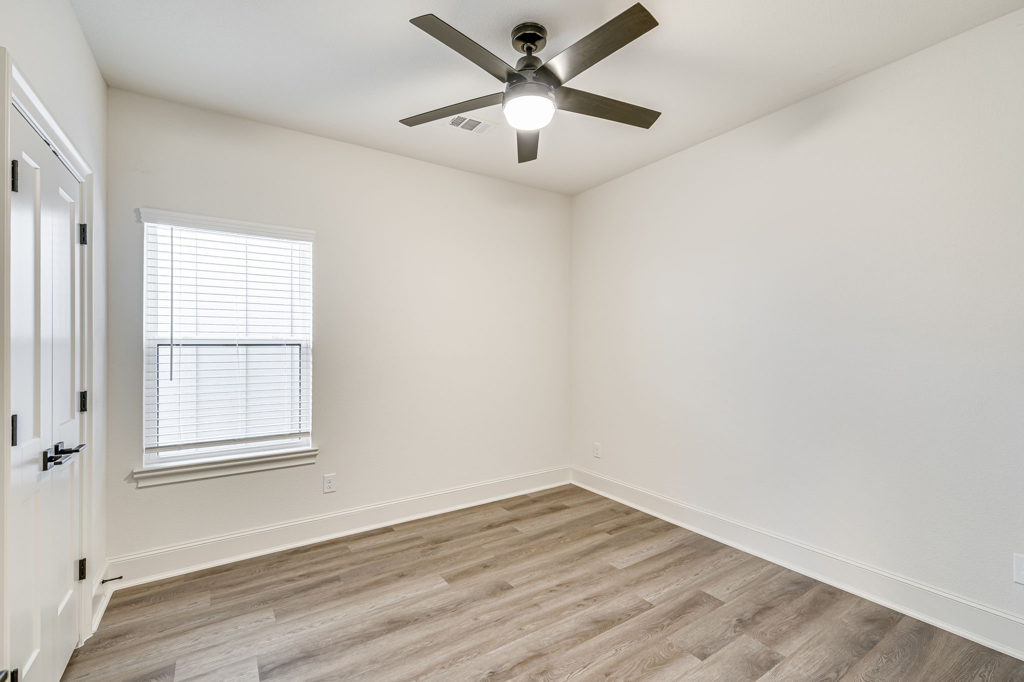 312 Woodside Trail Waxahachie TX 75165