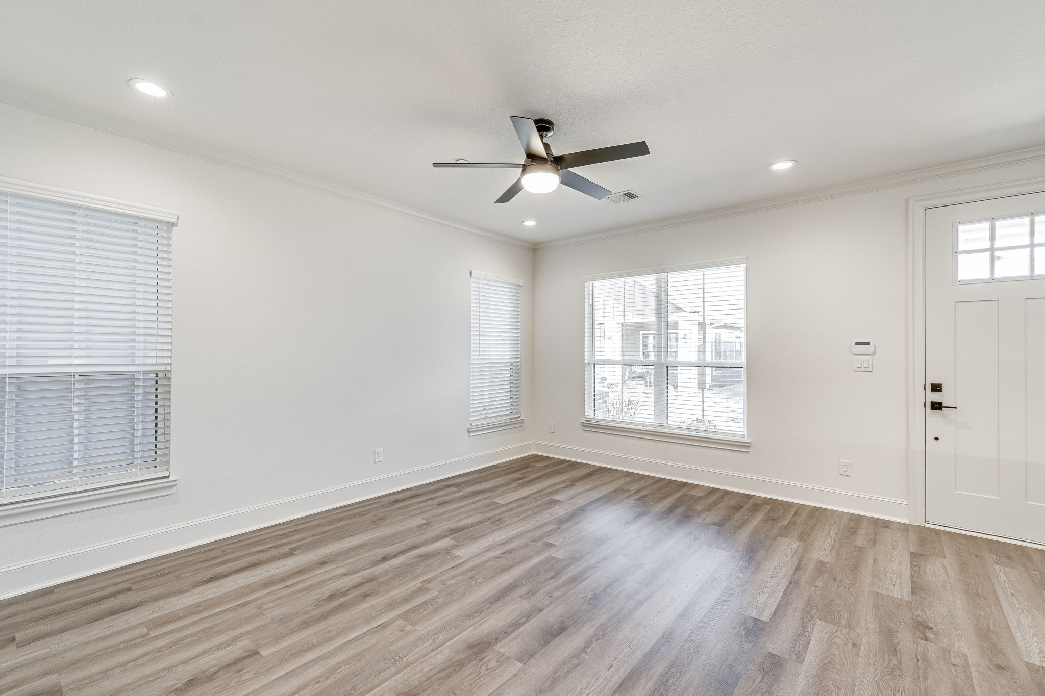 312 Woodside Trail Waxahachie TX 75165