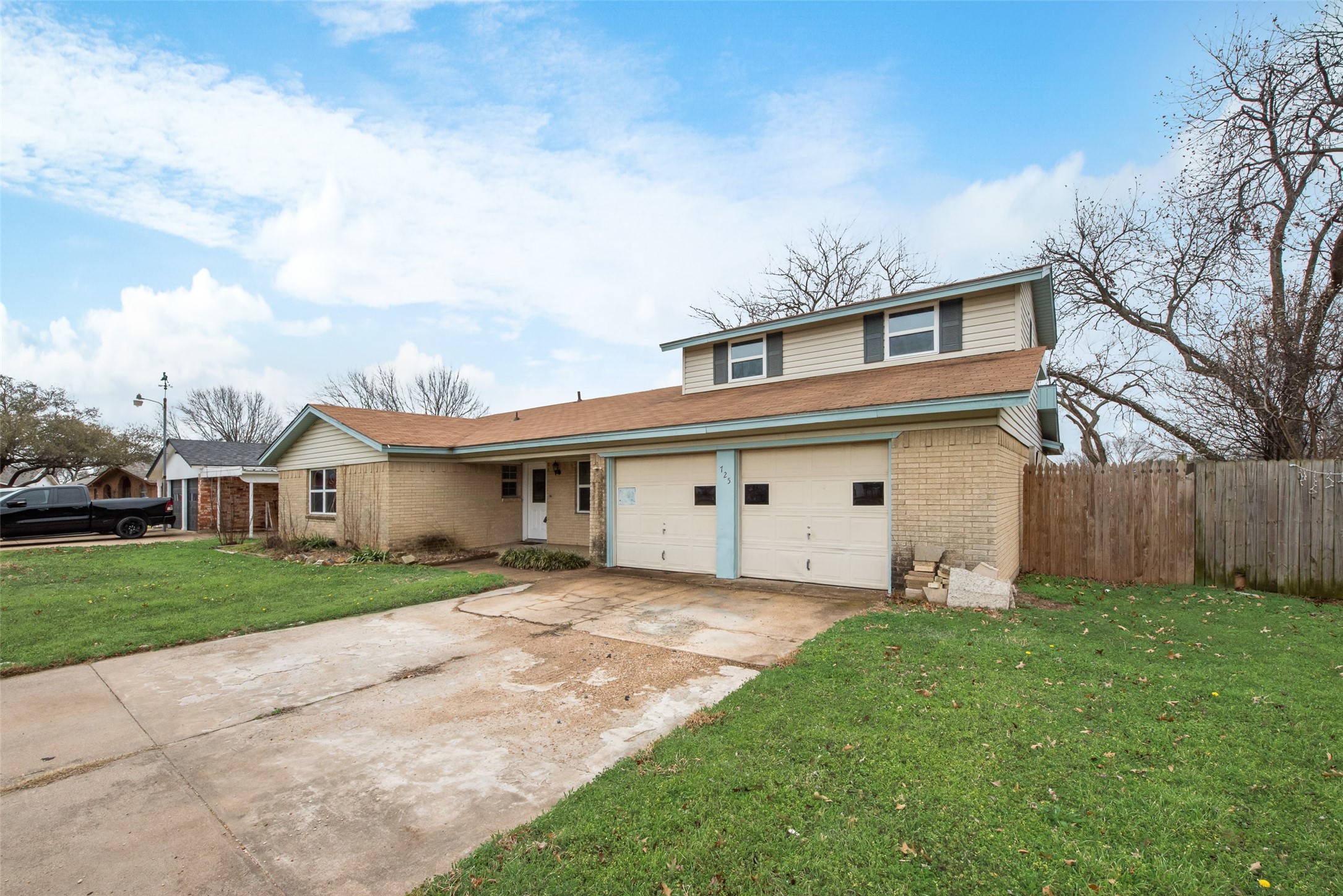 725 Meadowlark Circle Crowley TX 76036