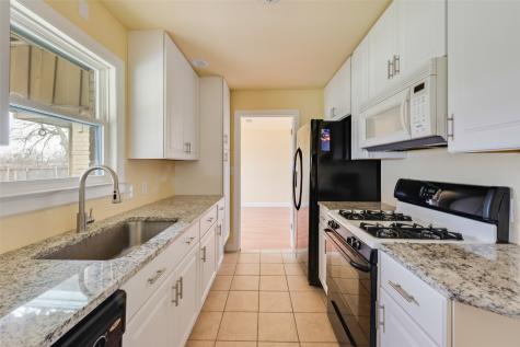 725 Meadowlark Circle Crowley TX 76036