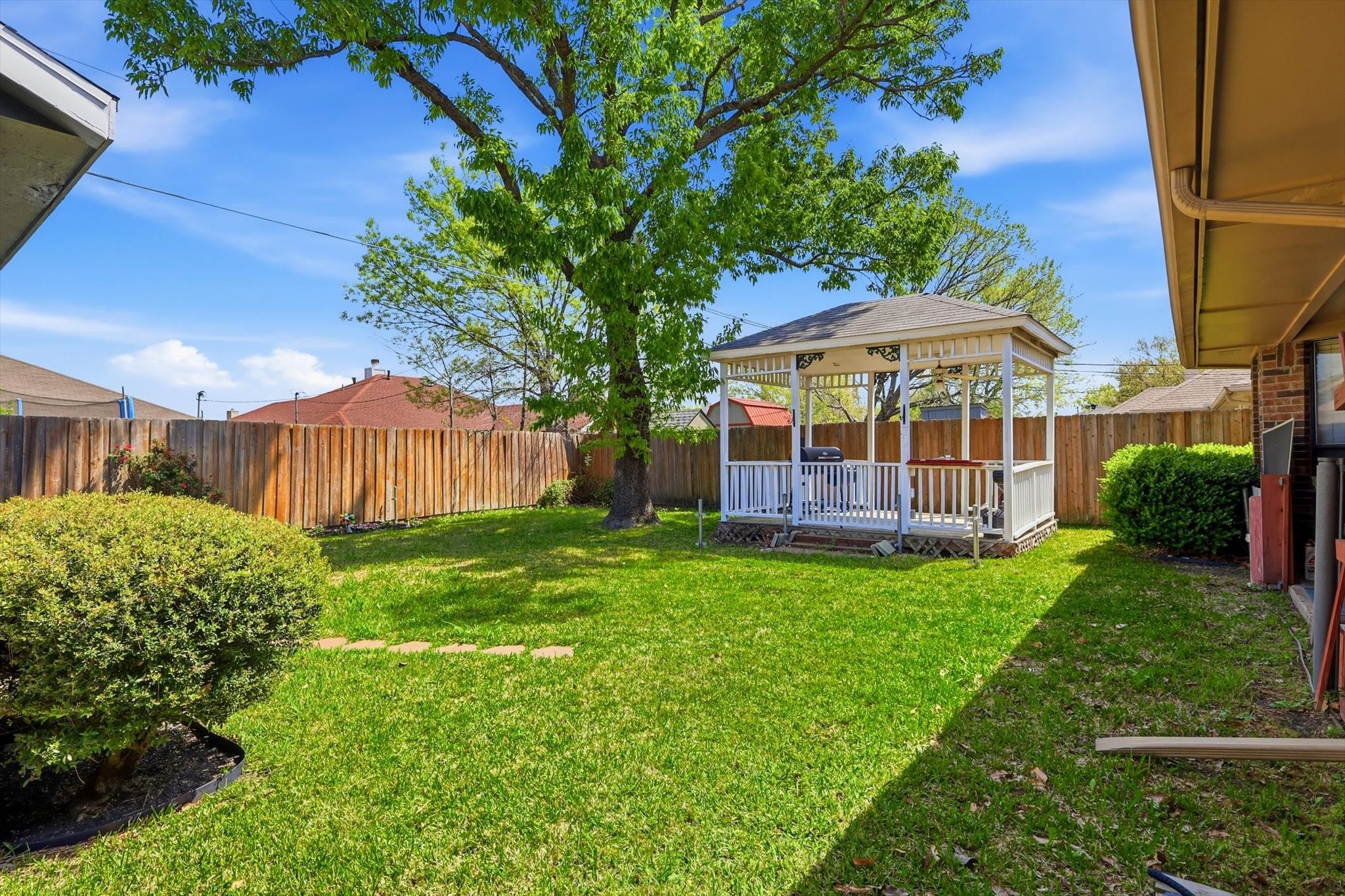 324 Bowie Street Forney TX 75126