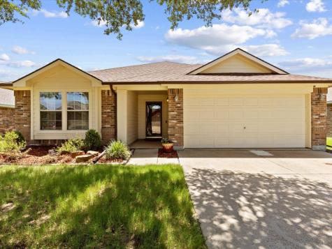 3247 Guadaloupe Grand Prairie TX 75054