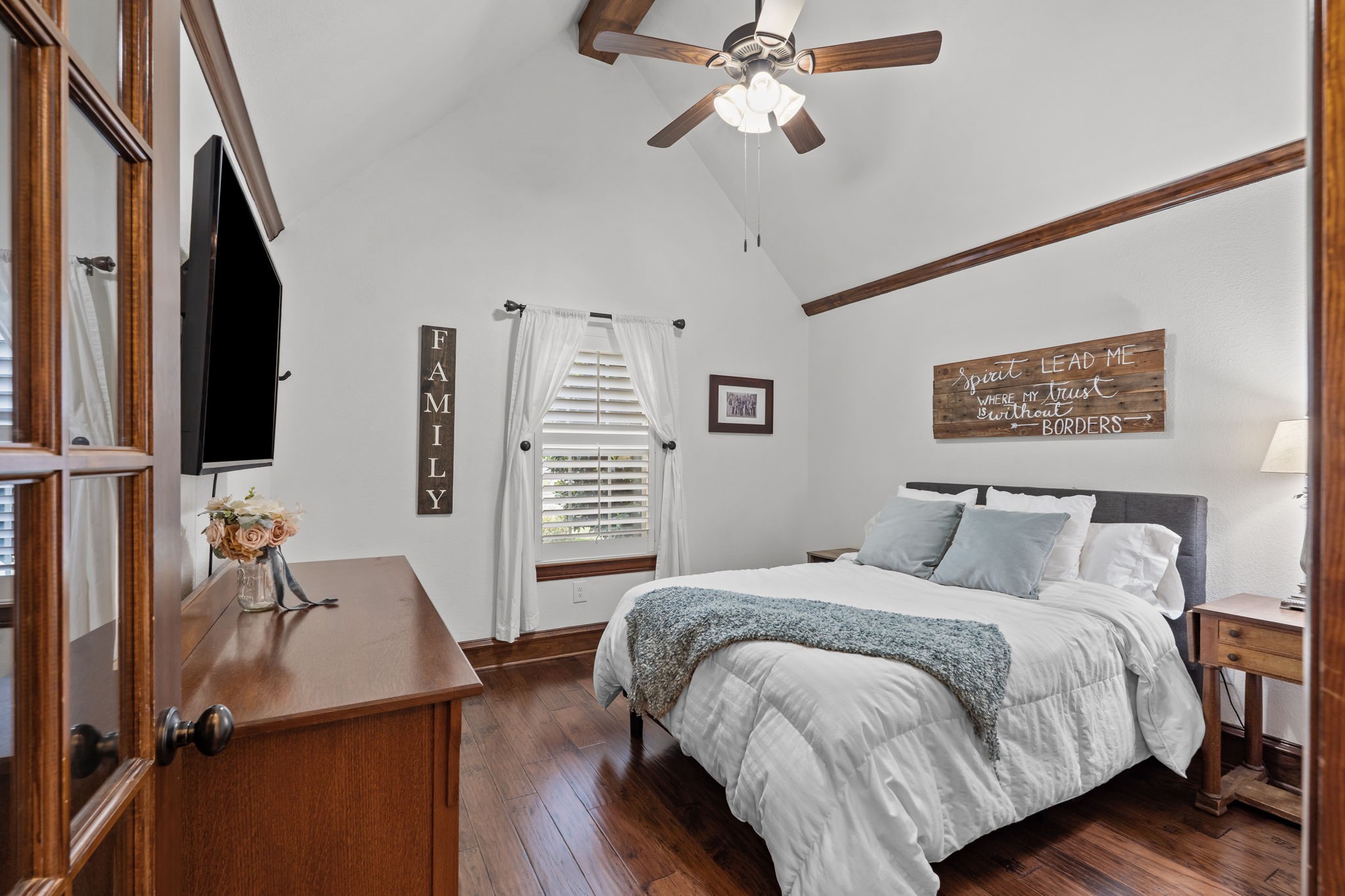 3226 Ferry Boat Lane Granbury TX 76049