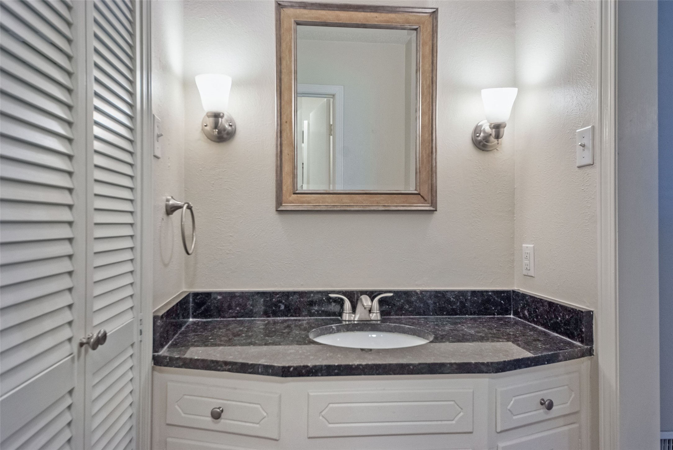 6123 Rincon Way Dallas TX 75214