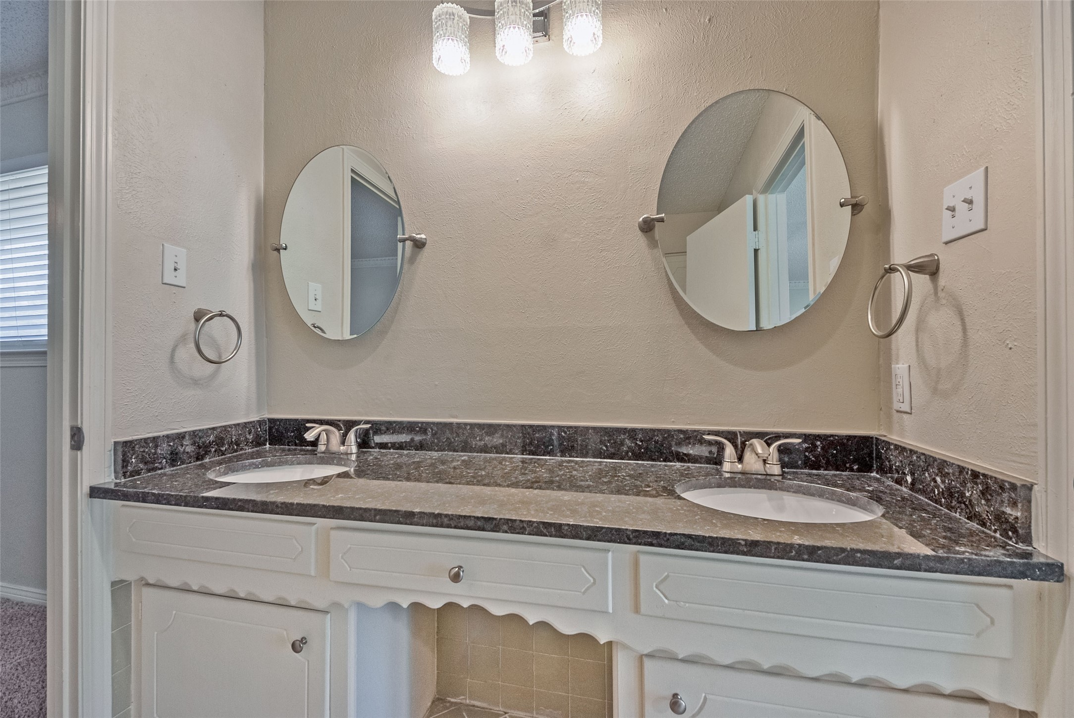 6123 Rincon Way Dallas TX 75214