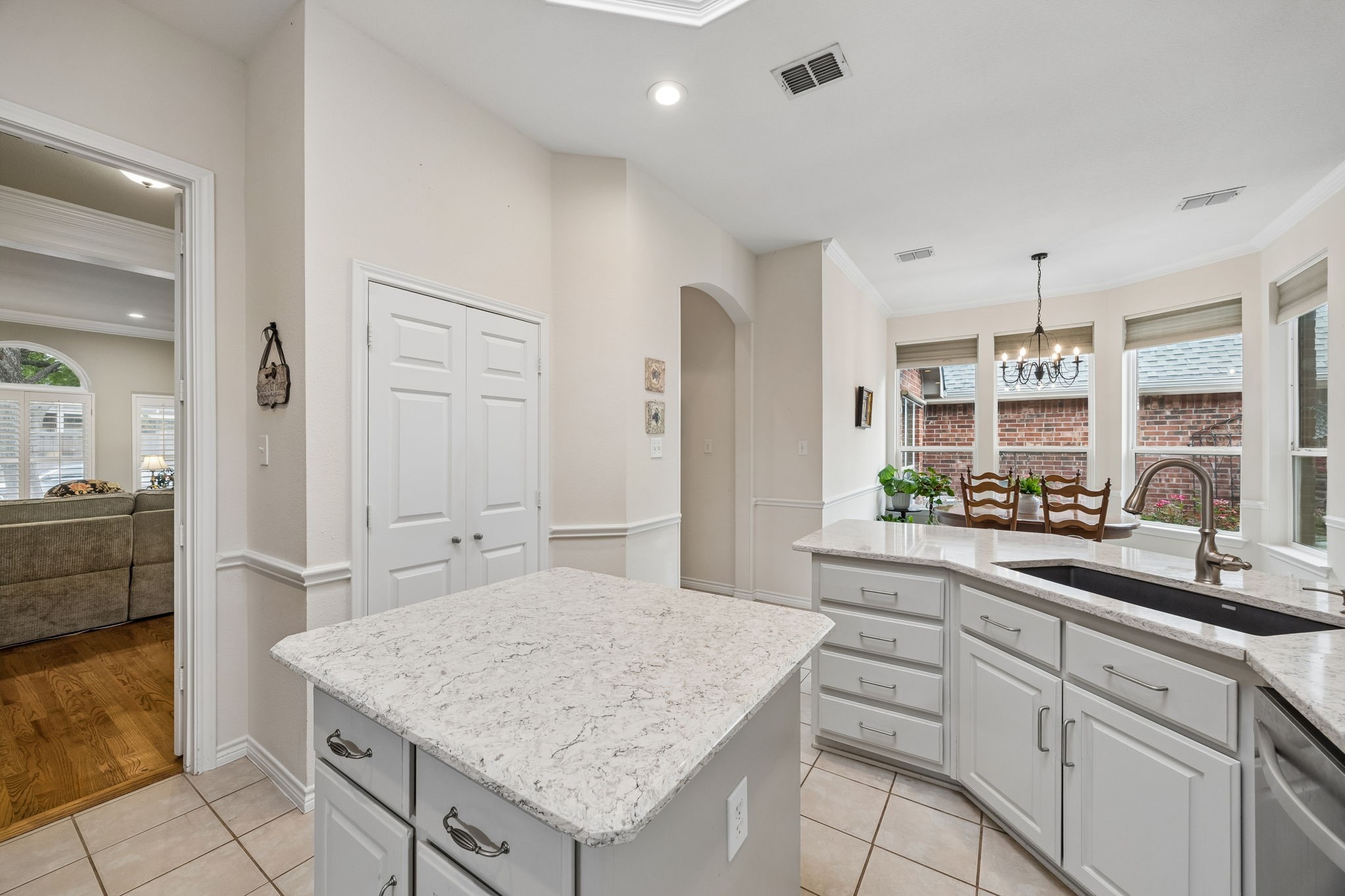 6970 Aspen Creek Lane Dallas TX 75252