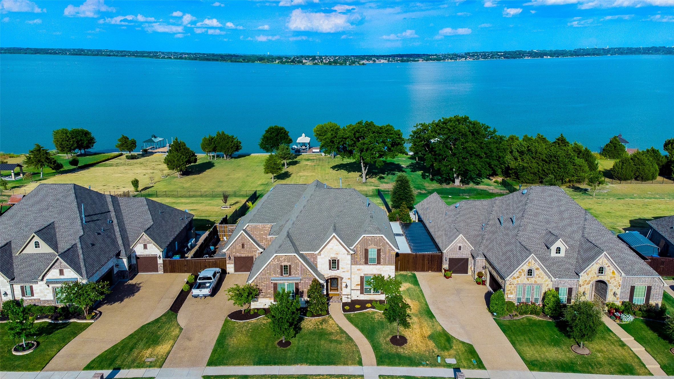 9502 Waters Lane Rowlett TX 75089