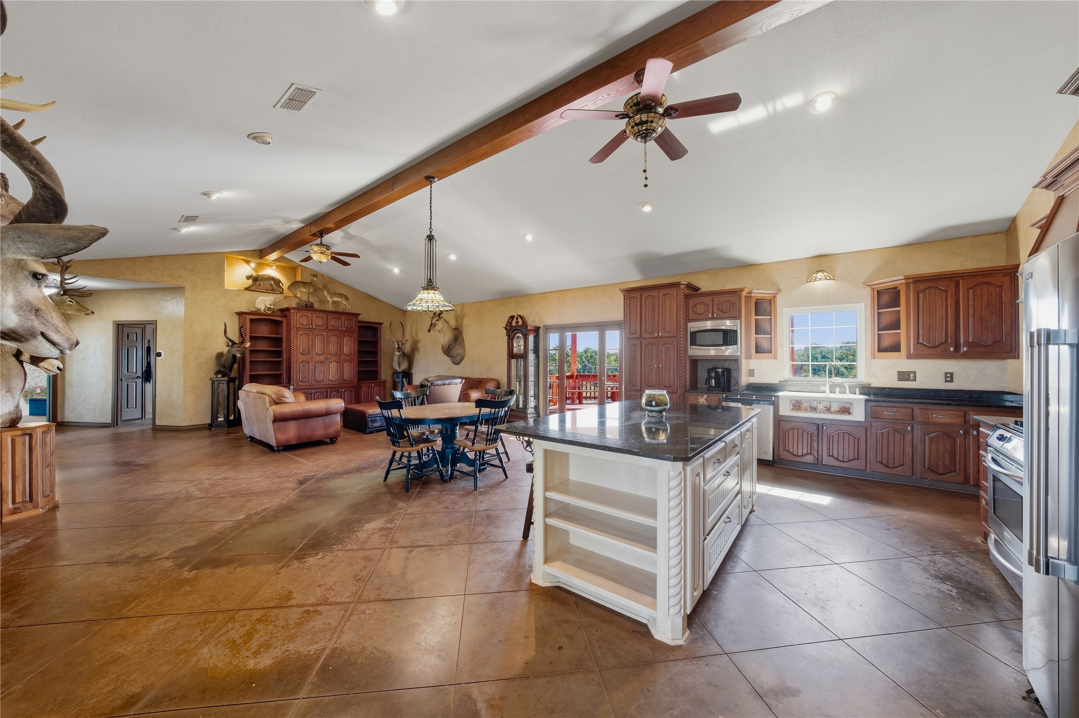 4101 Vz County Road 1222 Grand Saline TX 75140