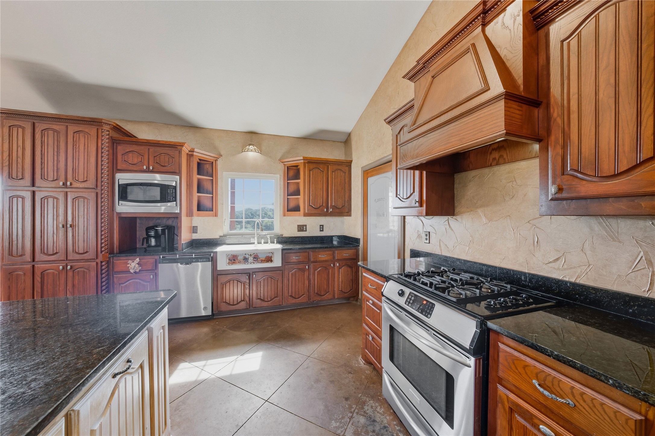 4101 Vz County Road 1222 Grand Saline TX 75140