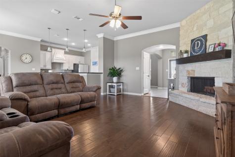 7921 Grassland Drive Godley TX 76044