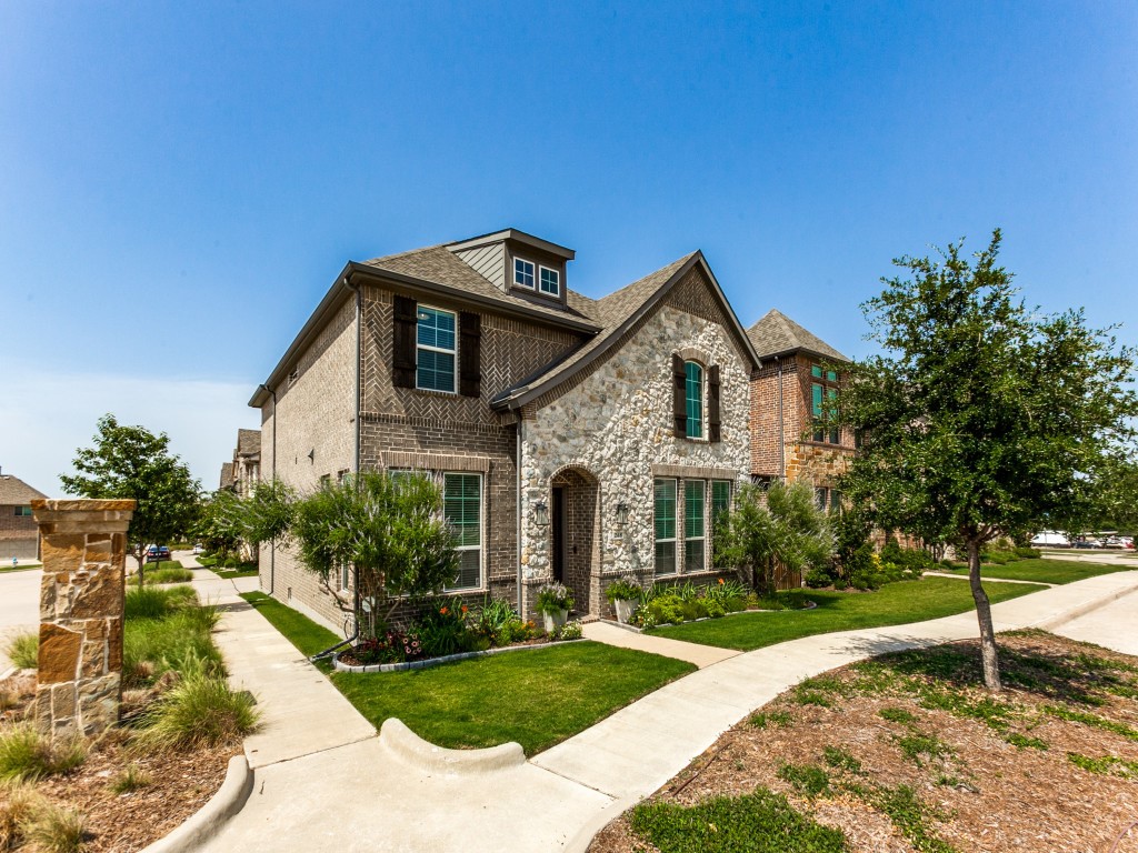 268 Palisades Boulevard Richardson TX 75080