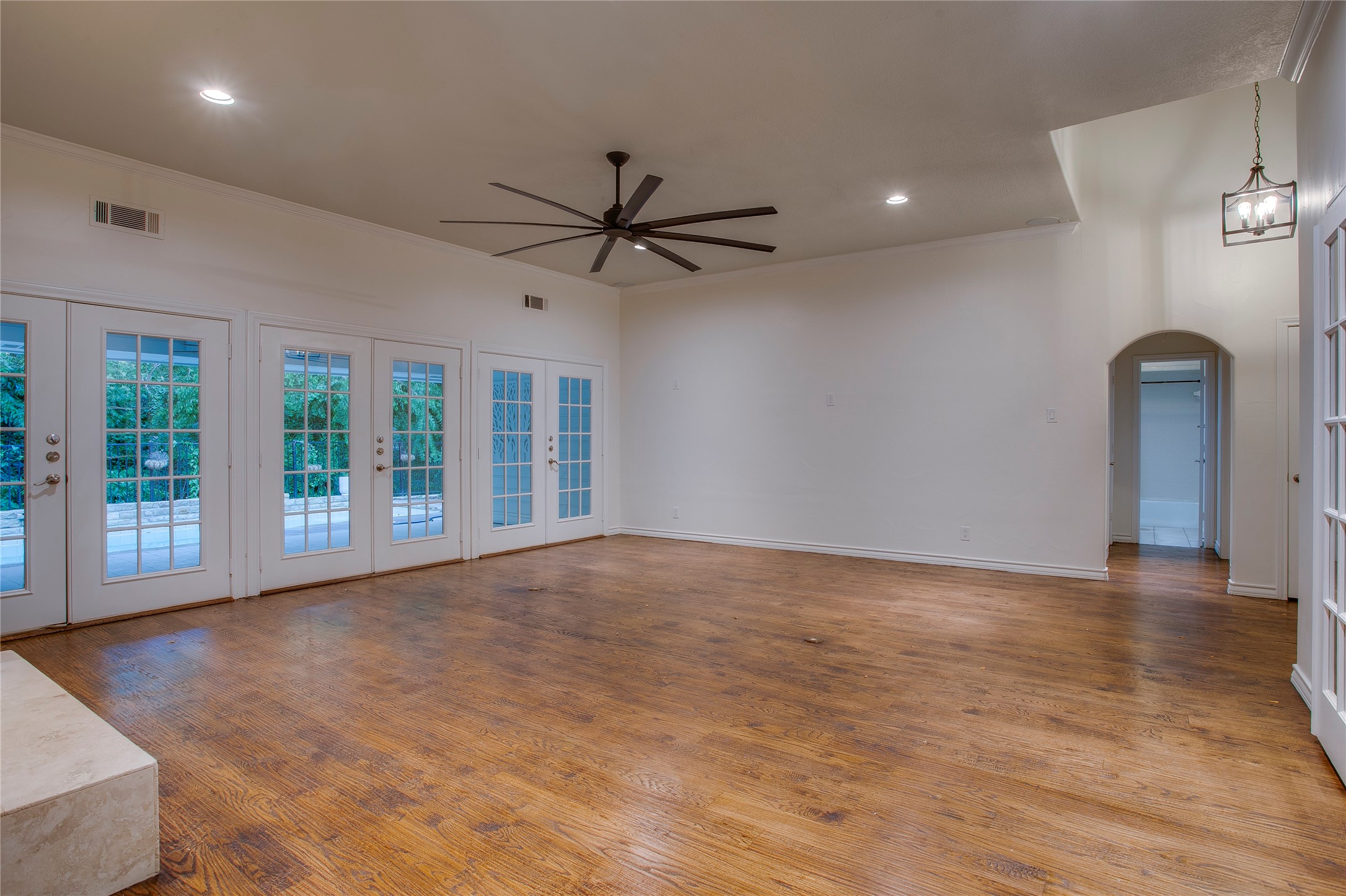 18512 Crownover Court Dallas TX 75252