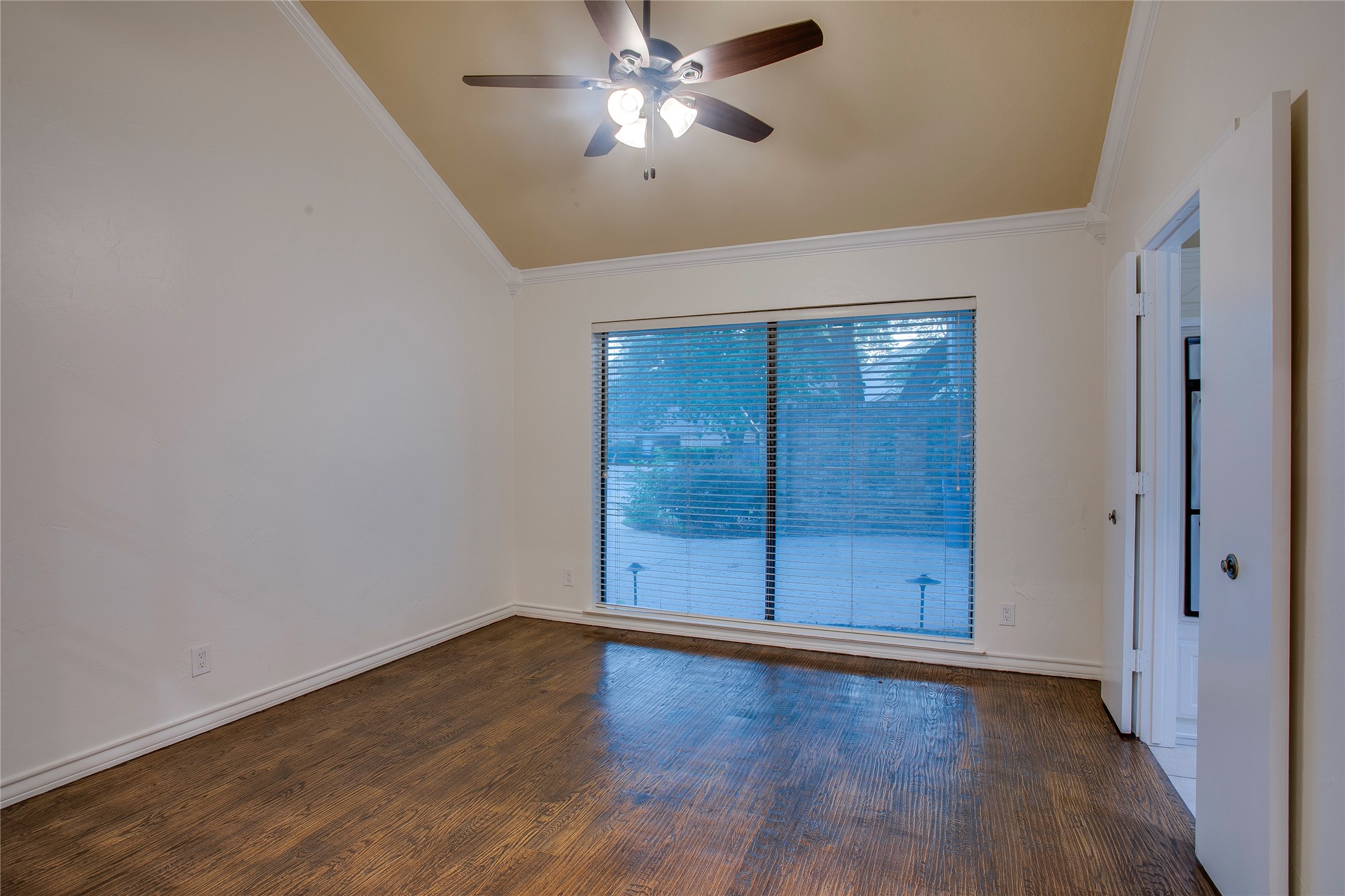 18512 Crownover Court Dallas TX 75252