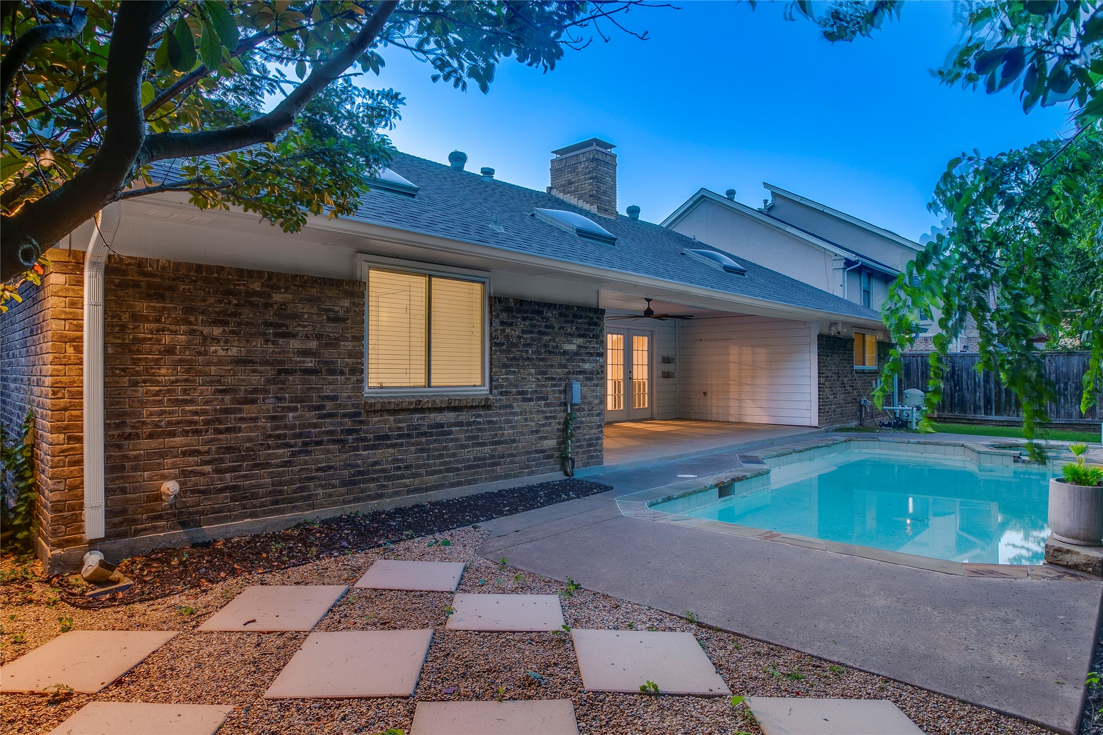18512 Crownover Court Dallas TX 75252