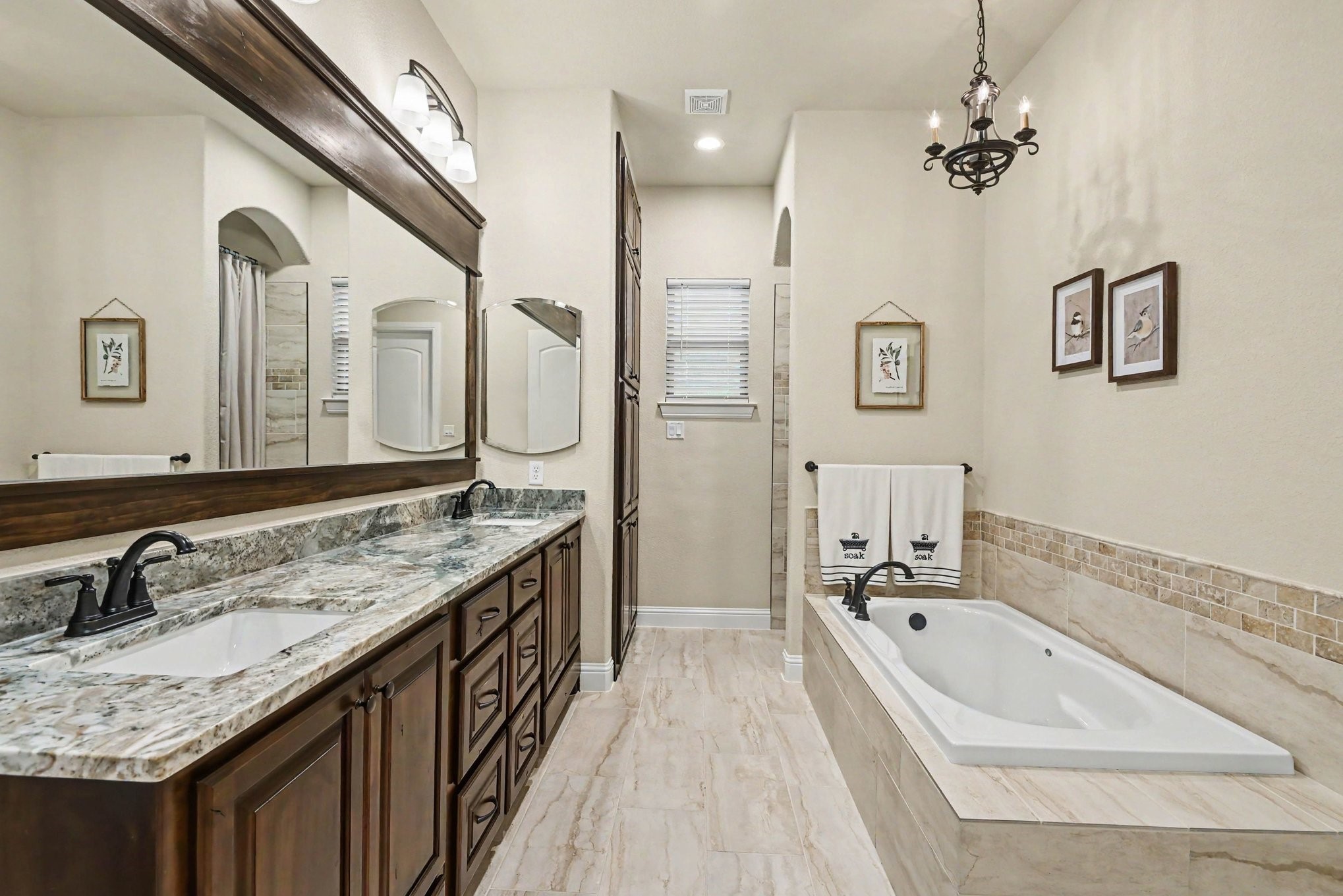 1019 Kingsley Court Weatherford TX 76087