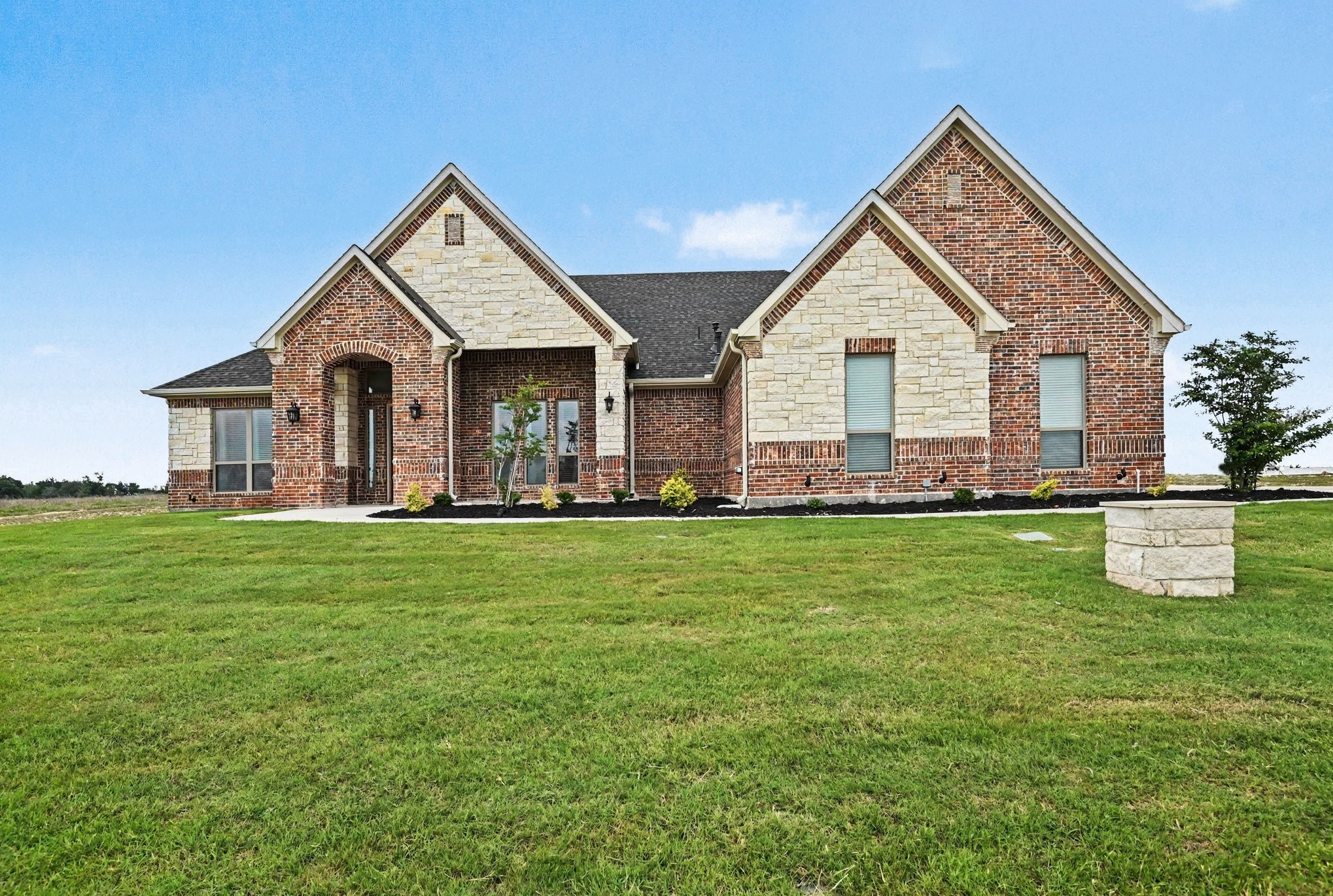 1019 Kingsley Court Weatherford TX 76087