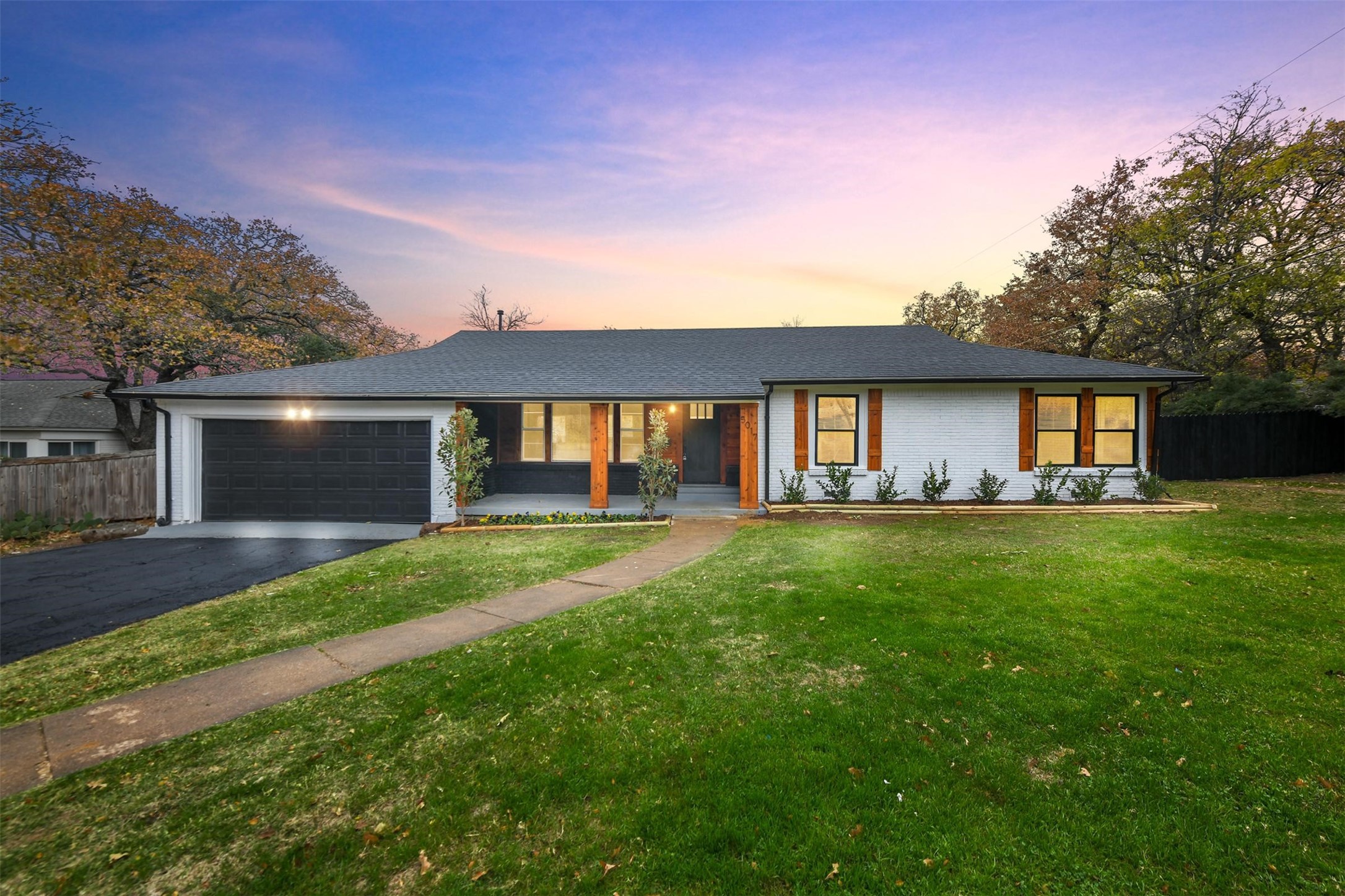 5017 Barnett Street Fort Worth TX 76103