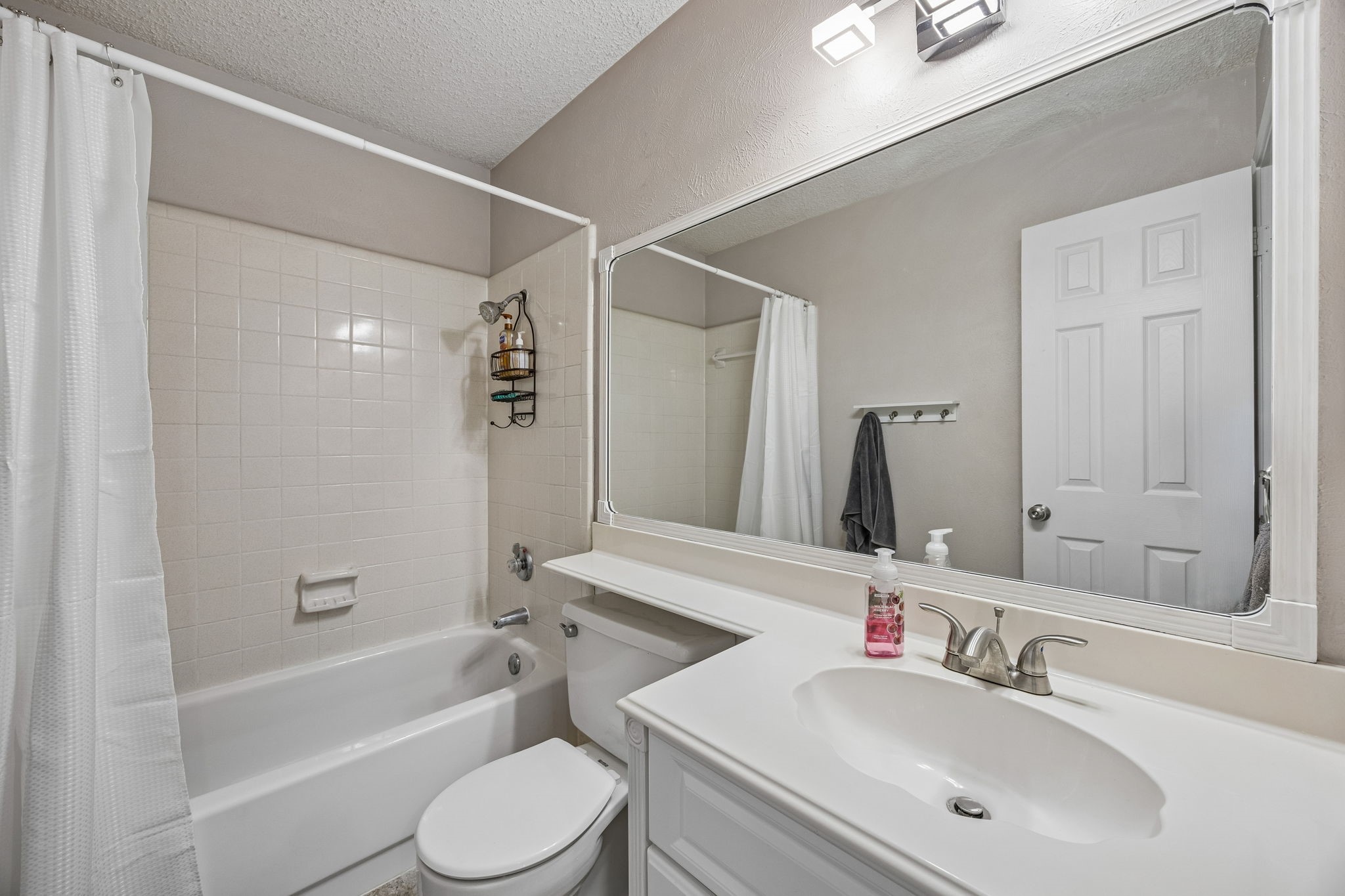 1820 Auburn Drive Richardson TX 75081