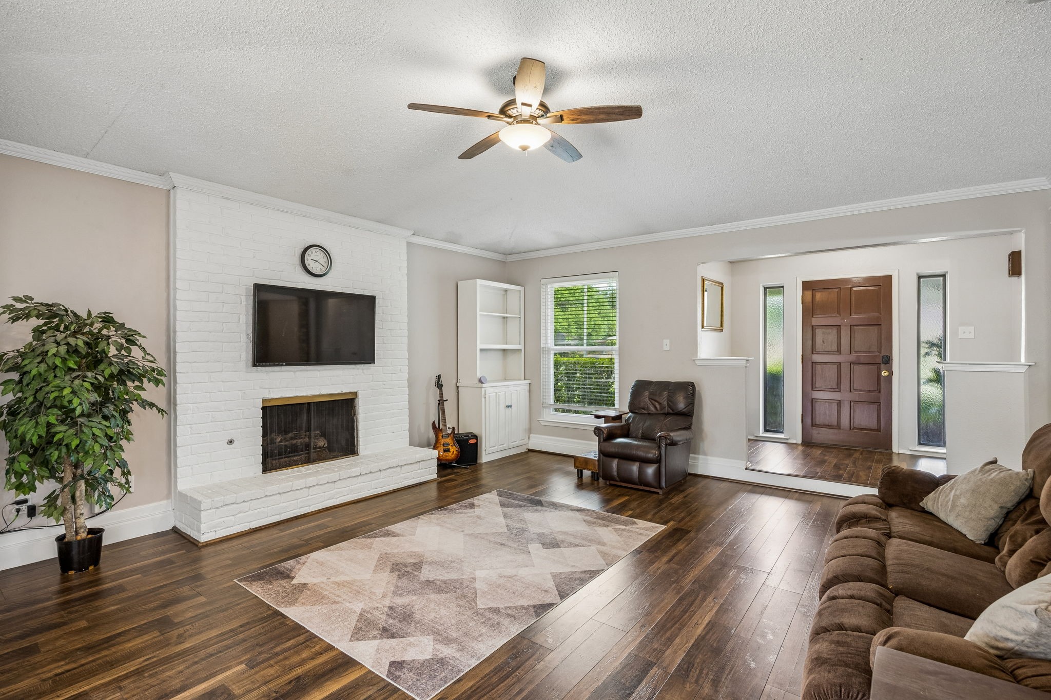 1820 Auburn Drive Richardson TX 75081