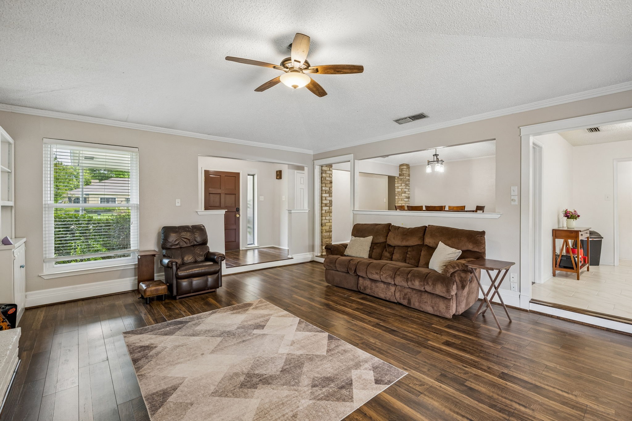 1820 Auburn Drive Richardson TX 75081