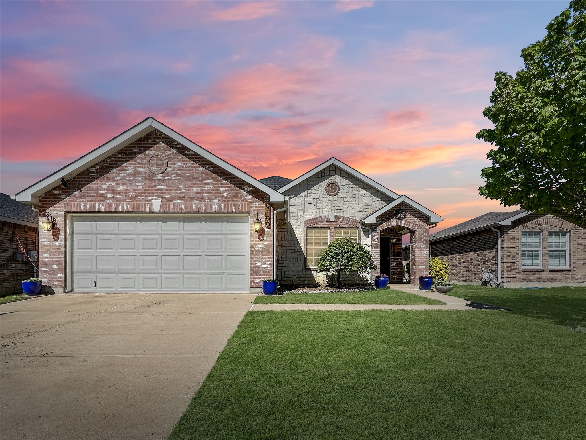 9100 Old Clydesdale Drive Fort Worth TX 76123