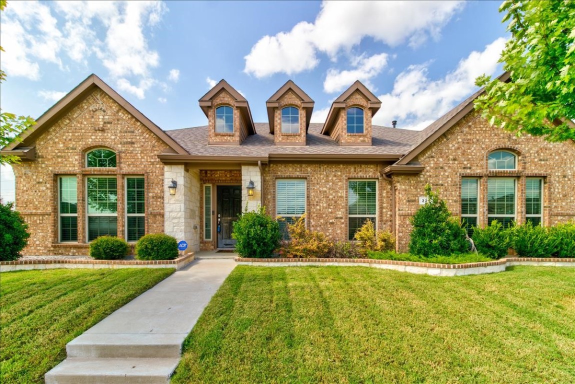 221 Brighton Drive Desoto TX 75115