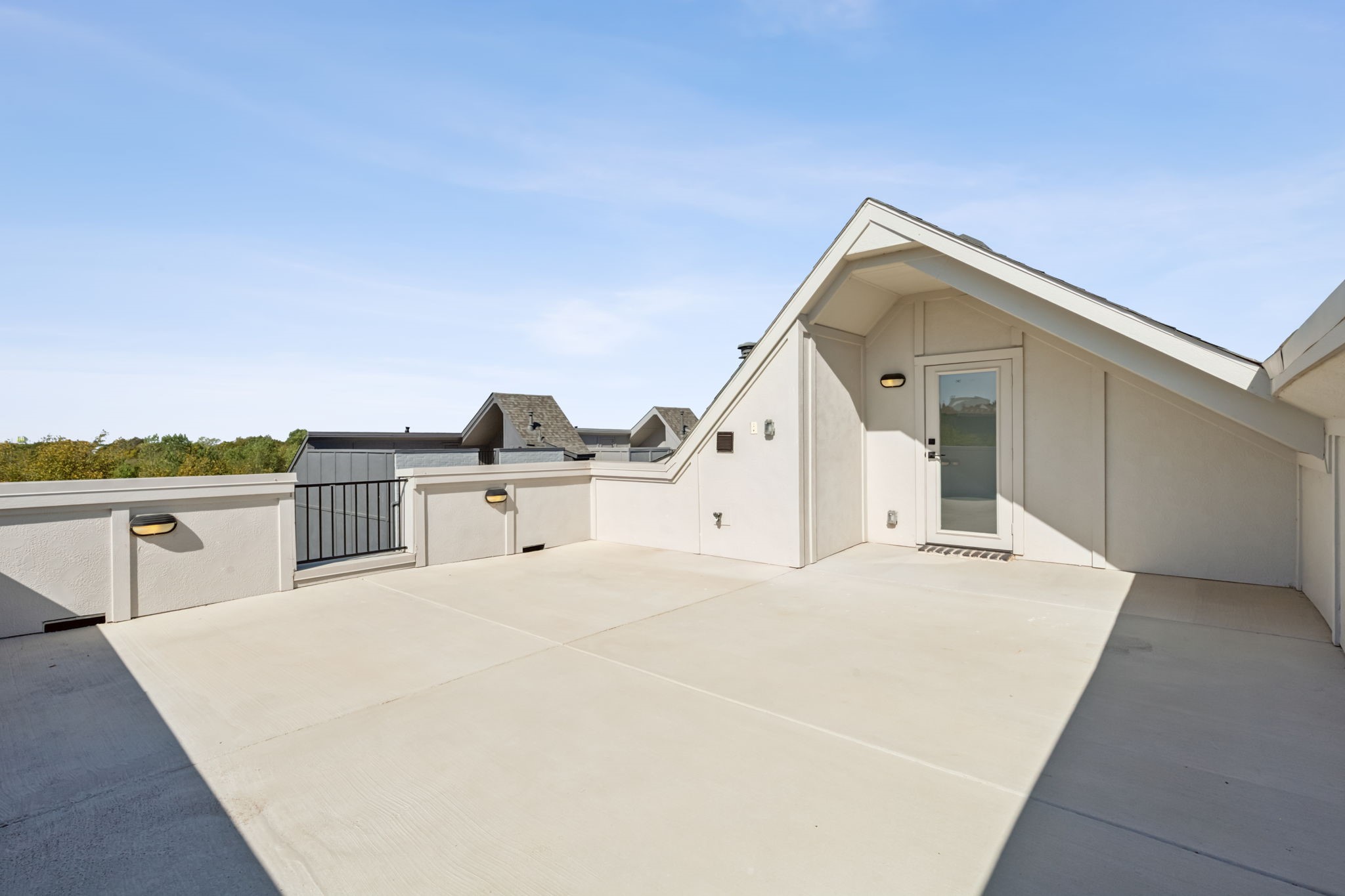 2541 Carmelita Street Dallas TX 75212