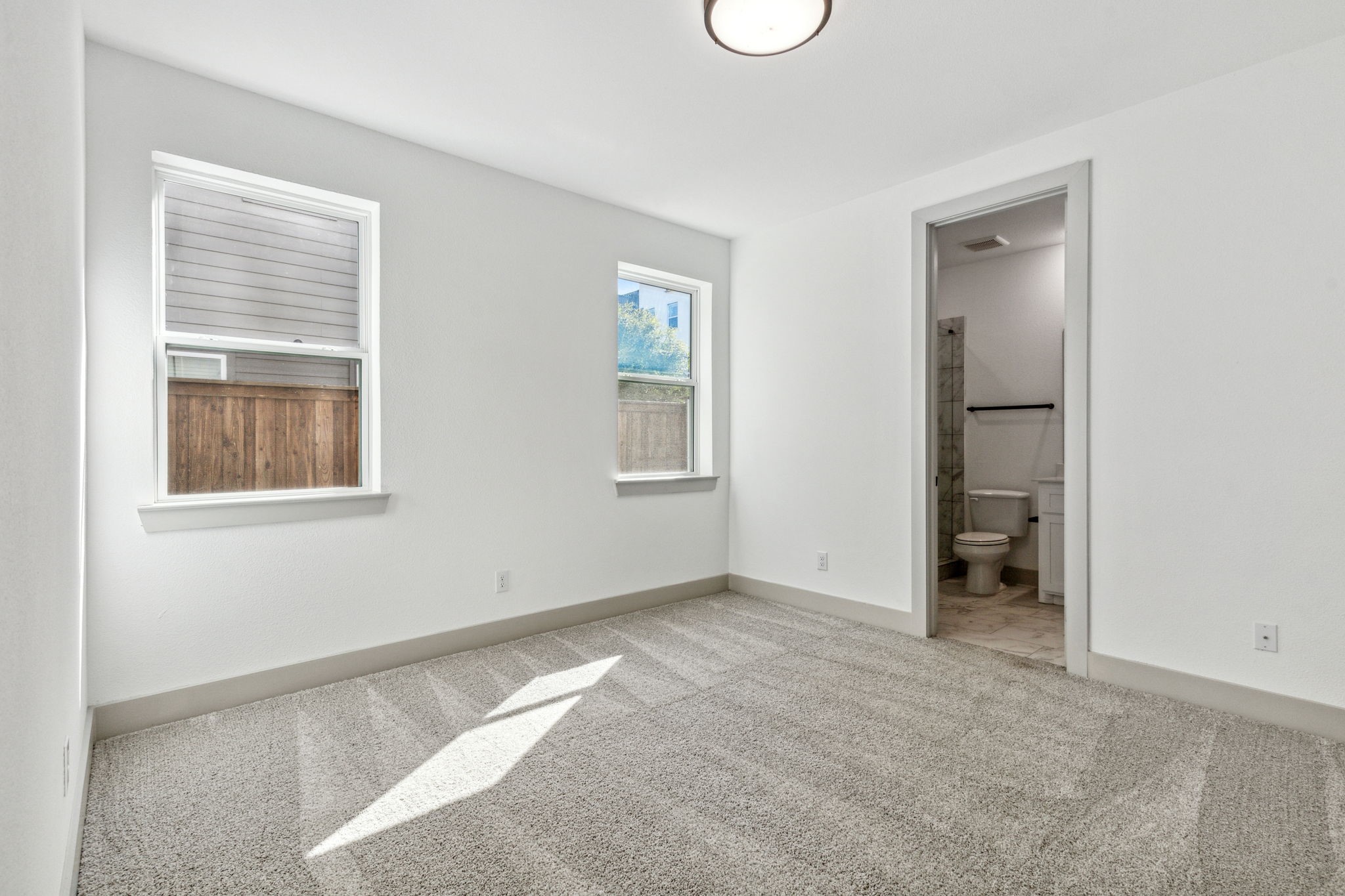2541 Carmelita Street Dallas TX 75212