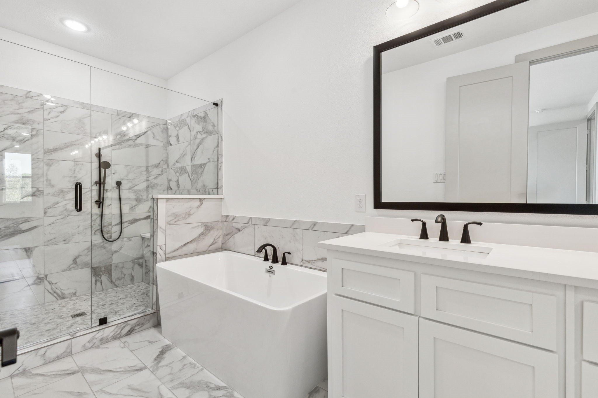 2541 Carmelita Street Dallas TX 75212