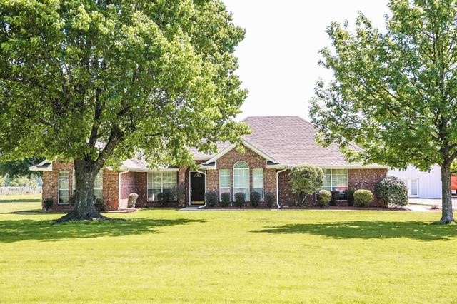 2142 County Road 32500 Paris TX 75460